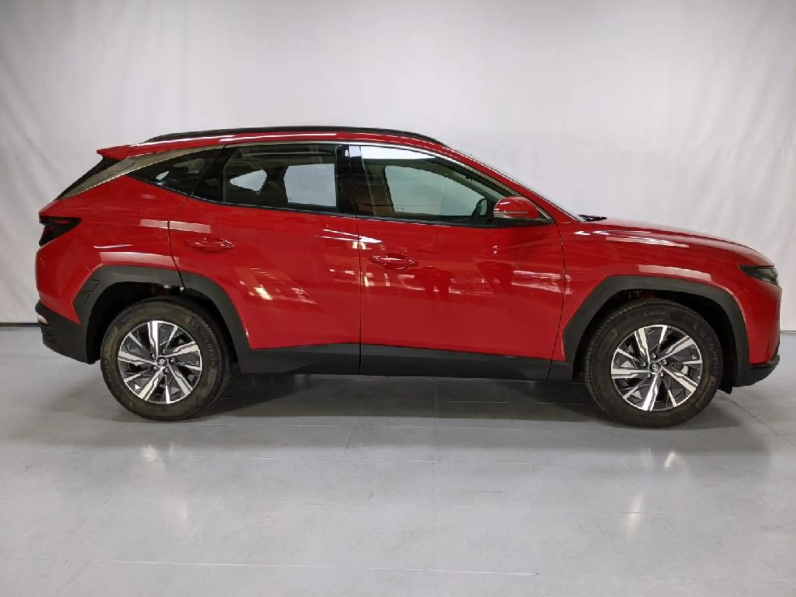 Hyundai - TUCSON