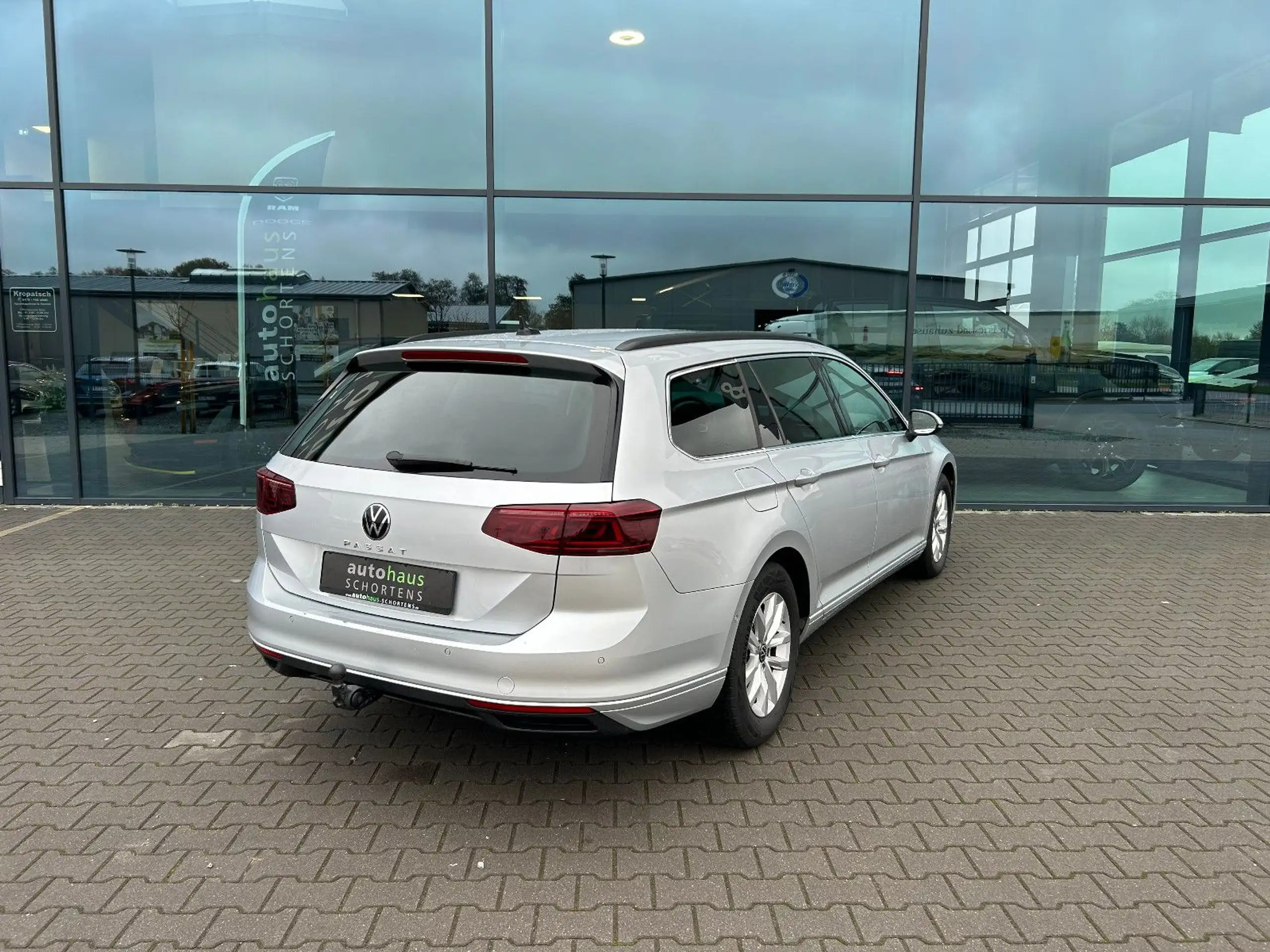 Volkswagen - Passat Variant