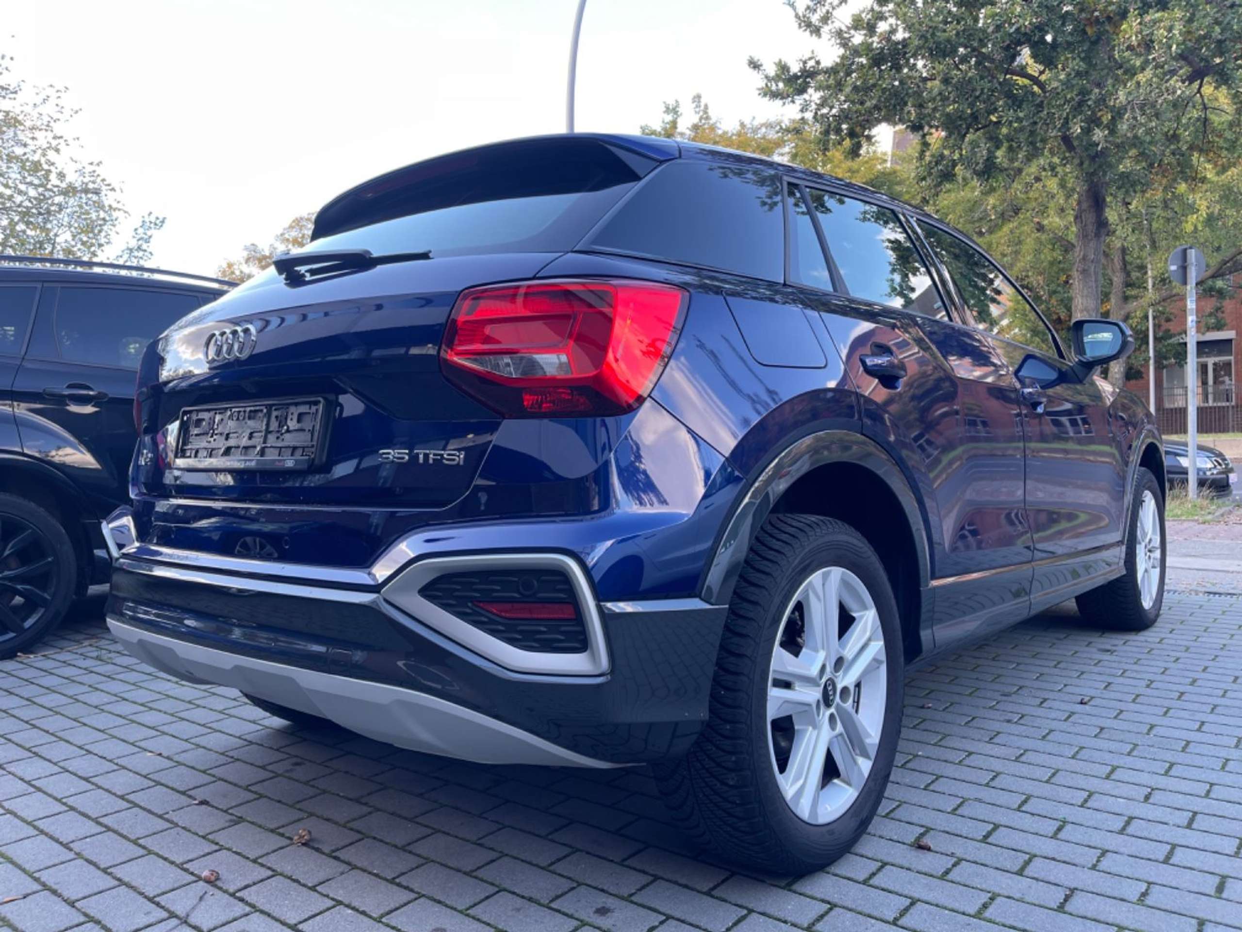 Audi - Q2