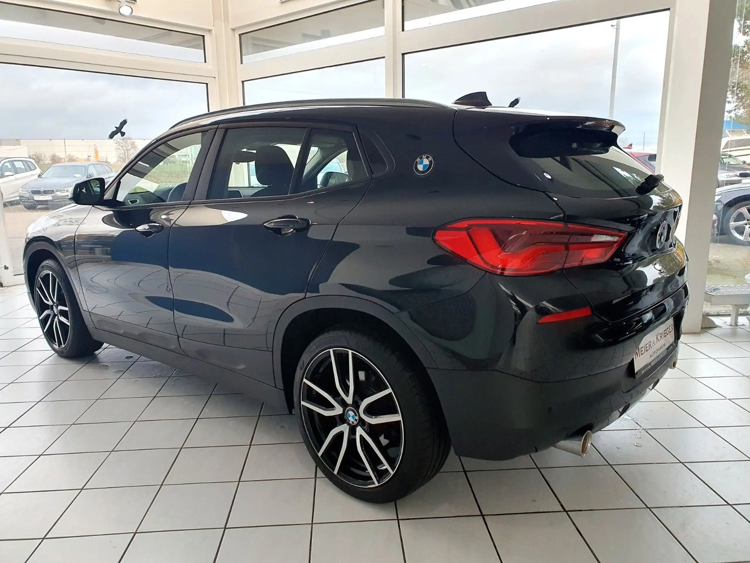 BMW - X2