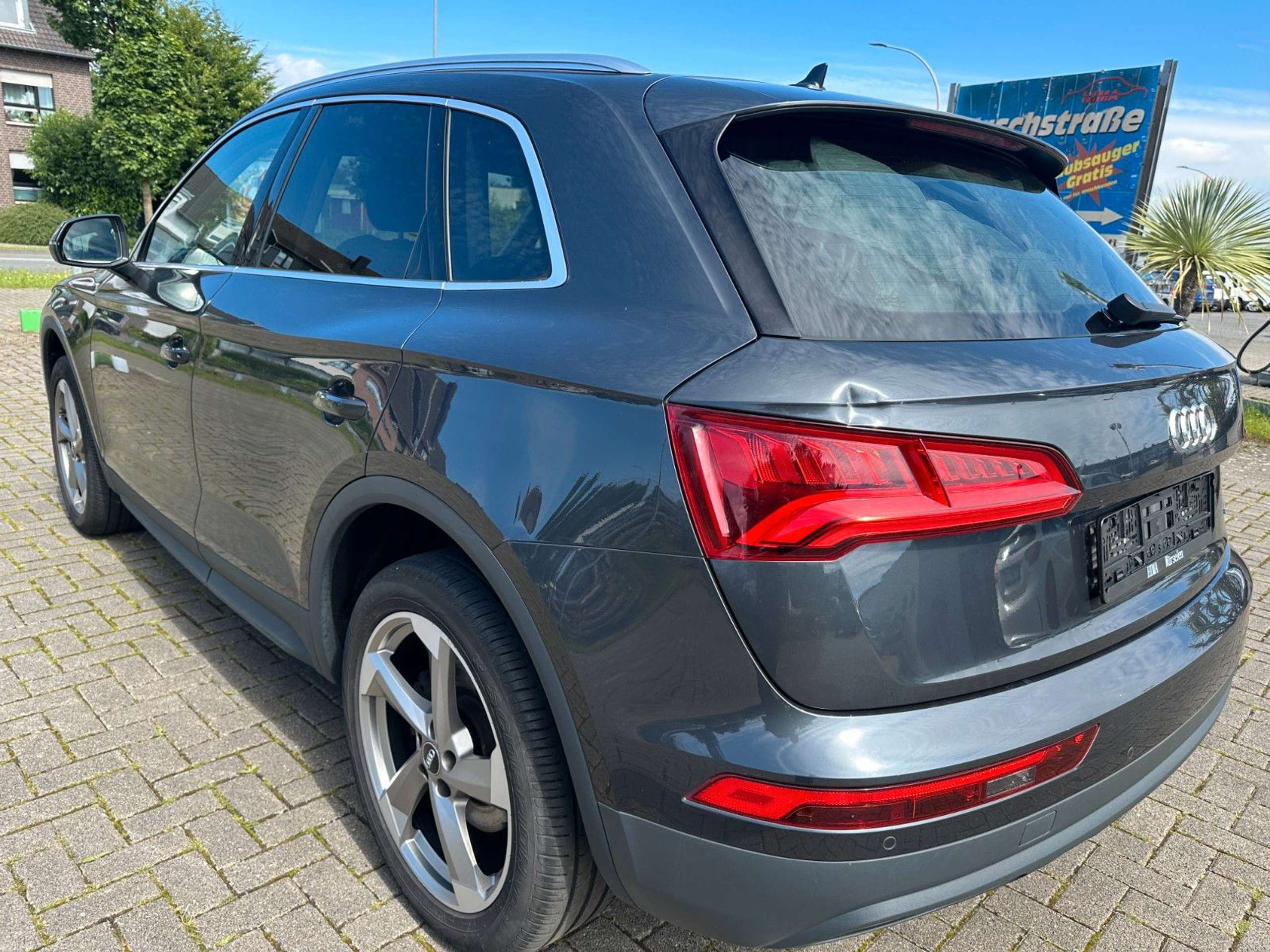 Audi - Q5