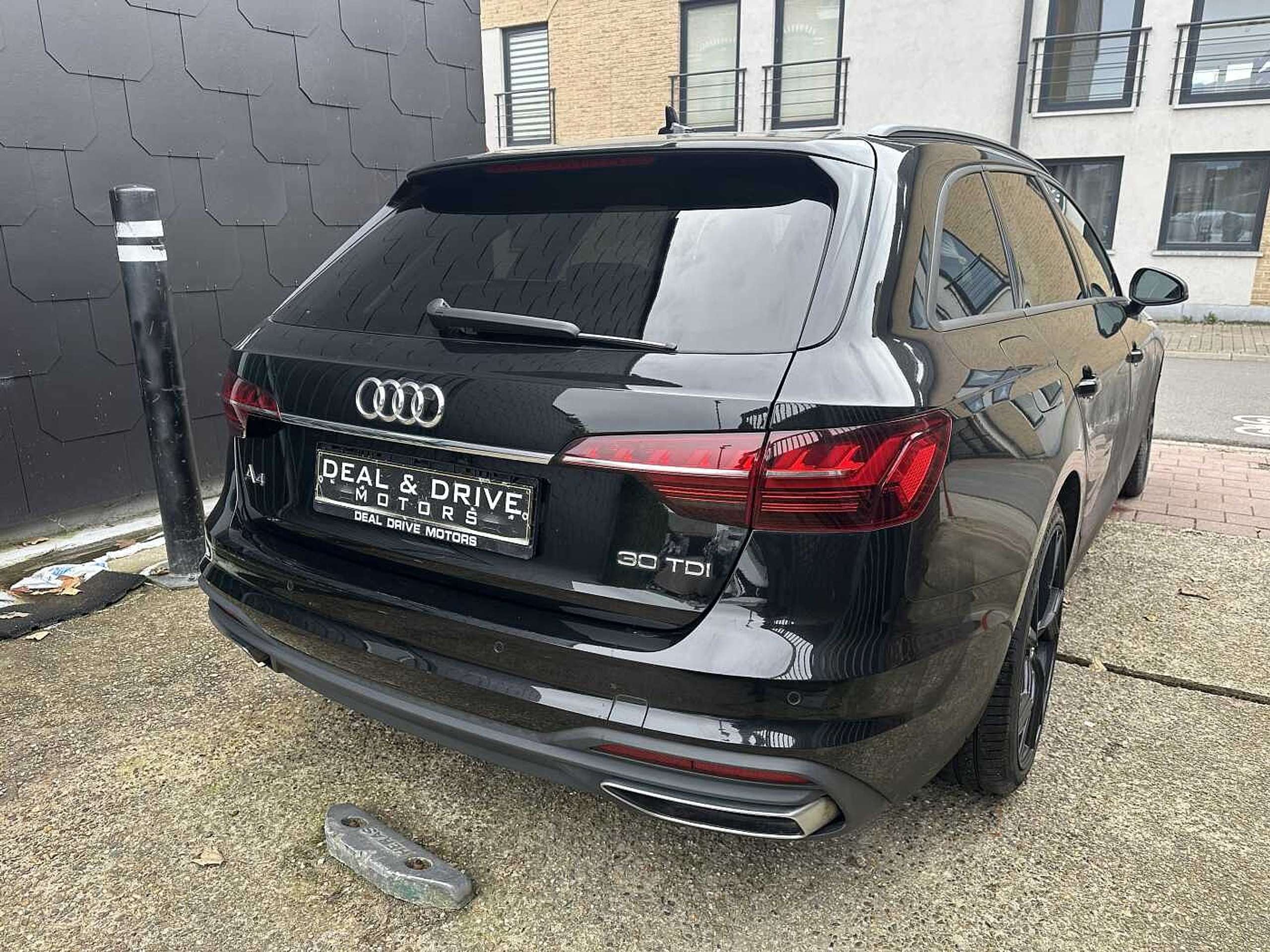 Audi - A4