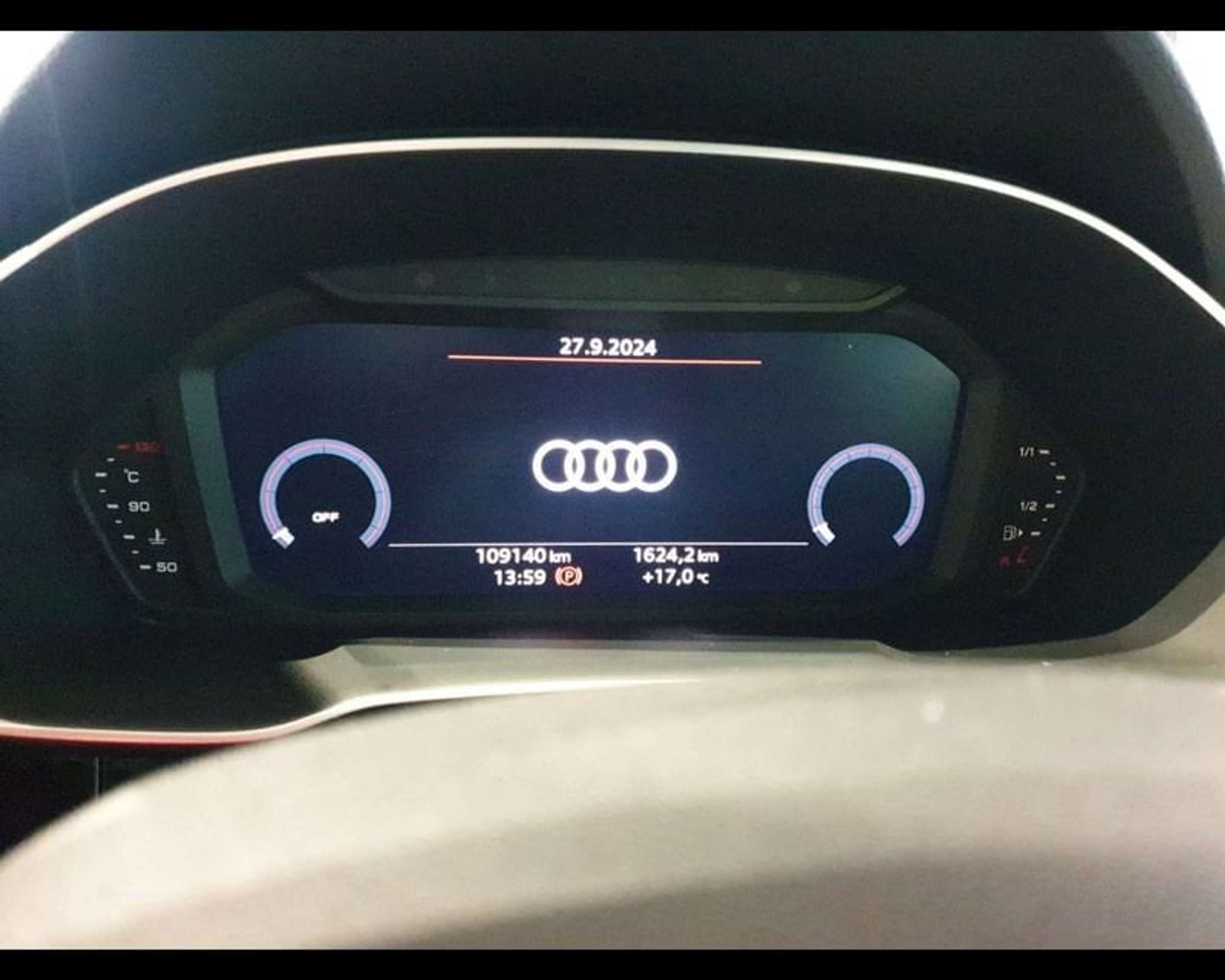 Audi - Q3