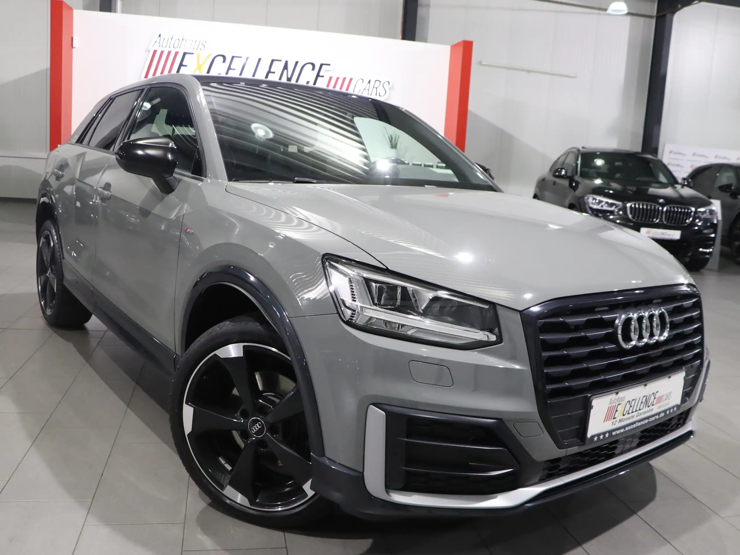 Audi - Q2