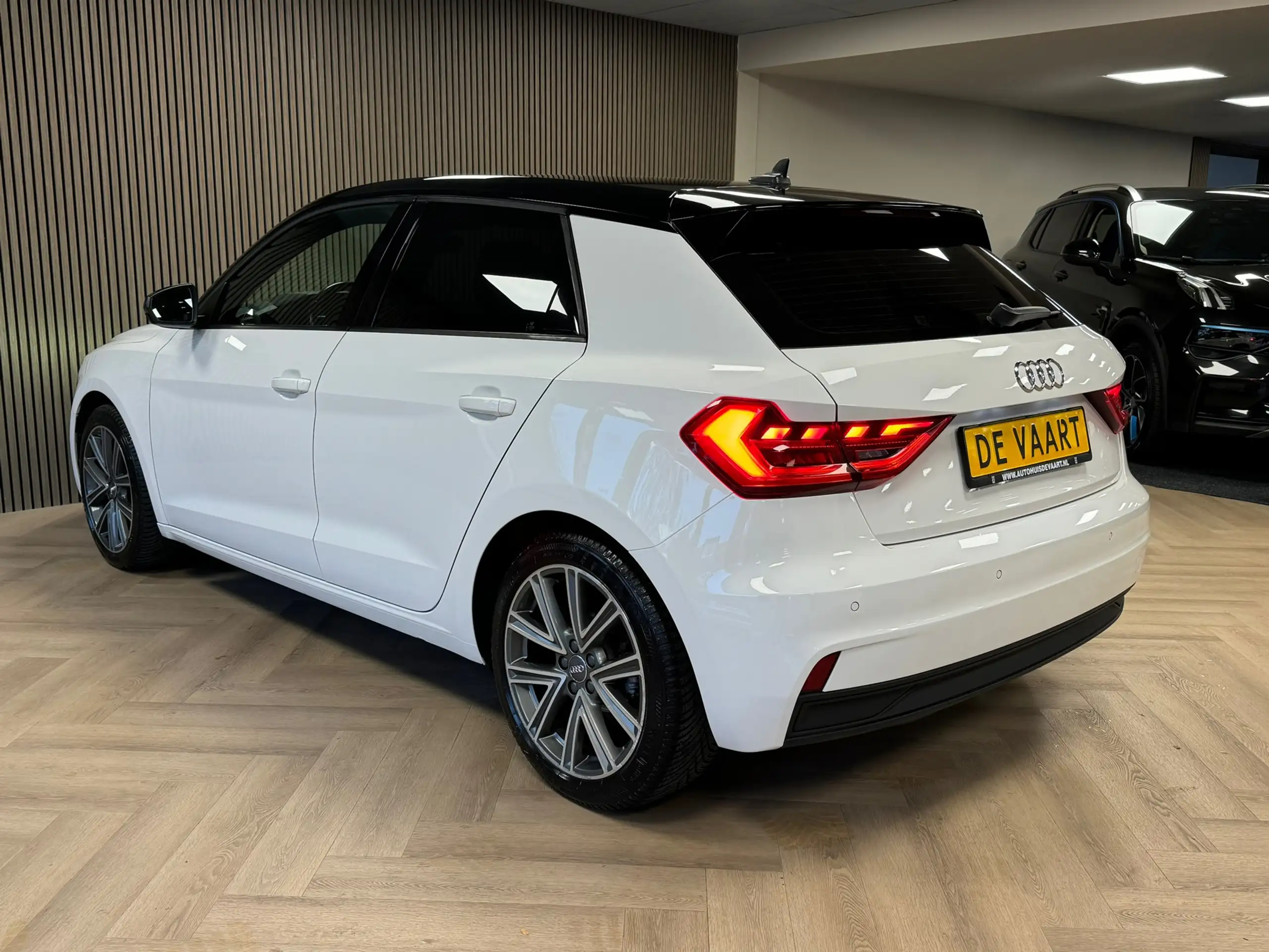 Audi - A1