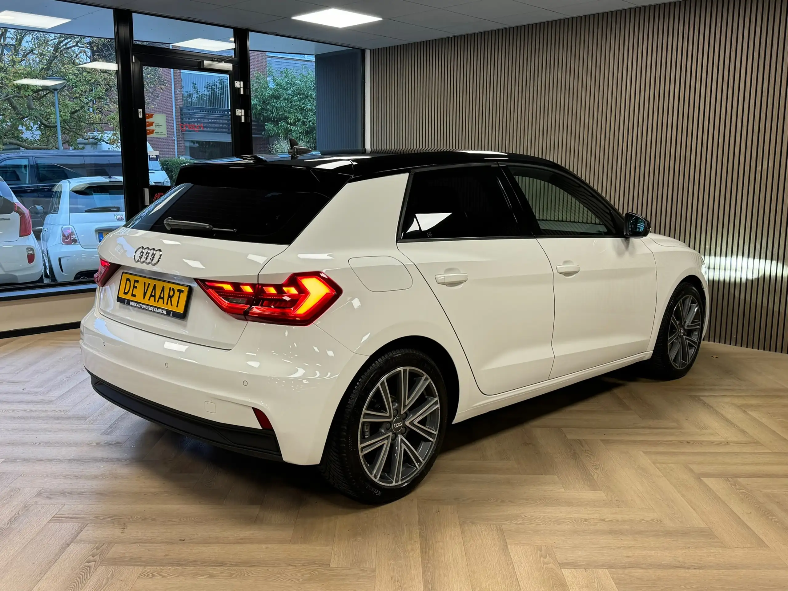 Audi - A1