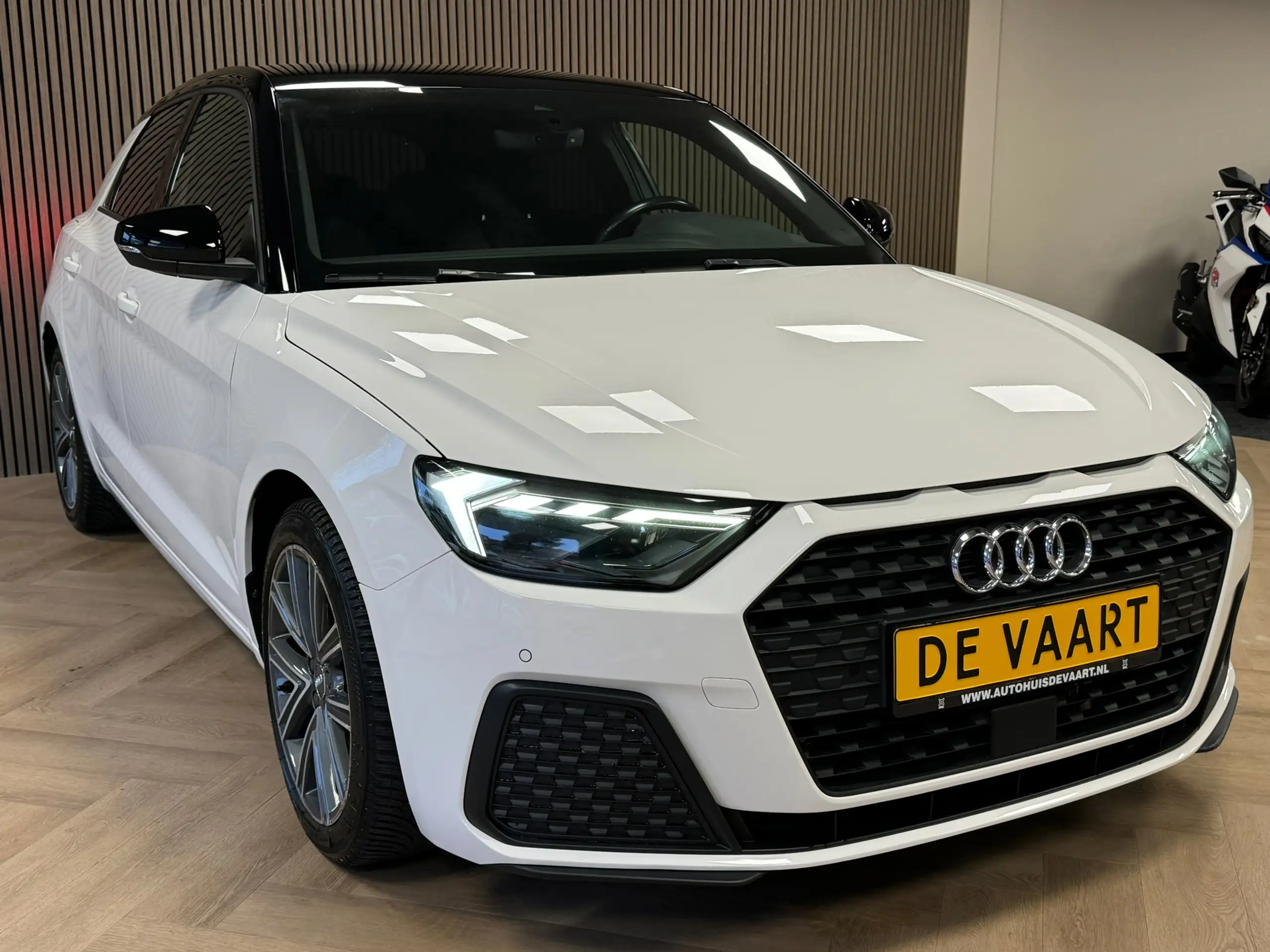 Audi - A1