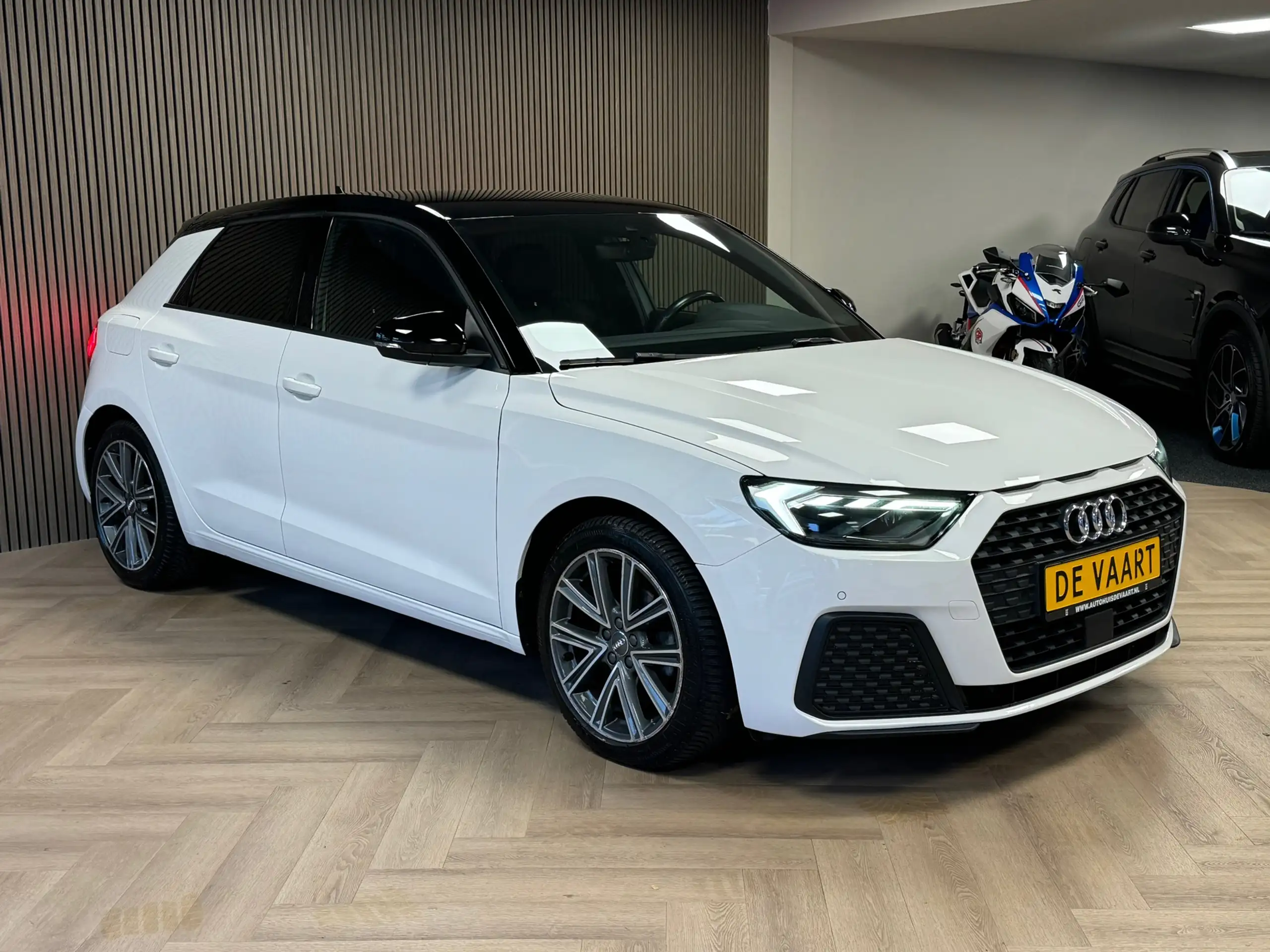 Audi - A1