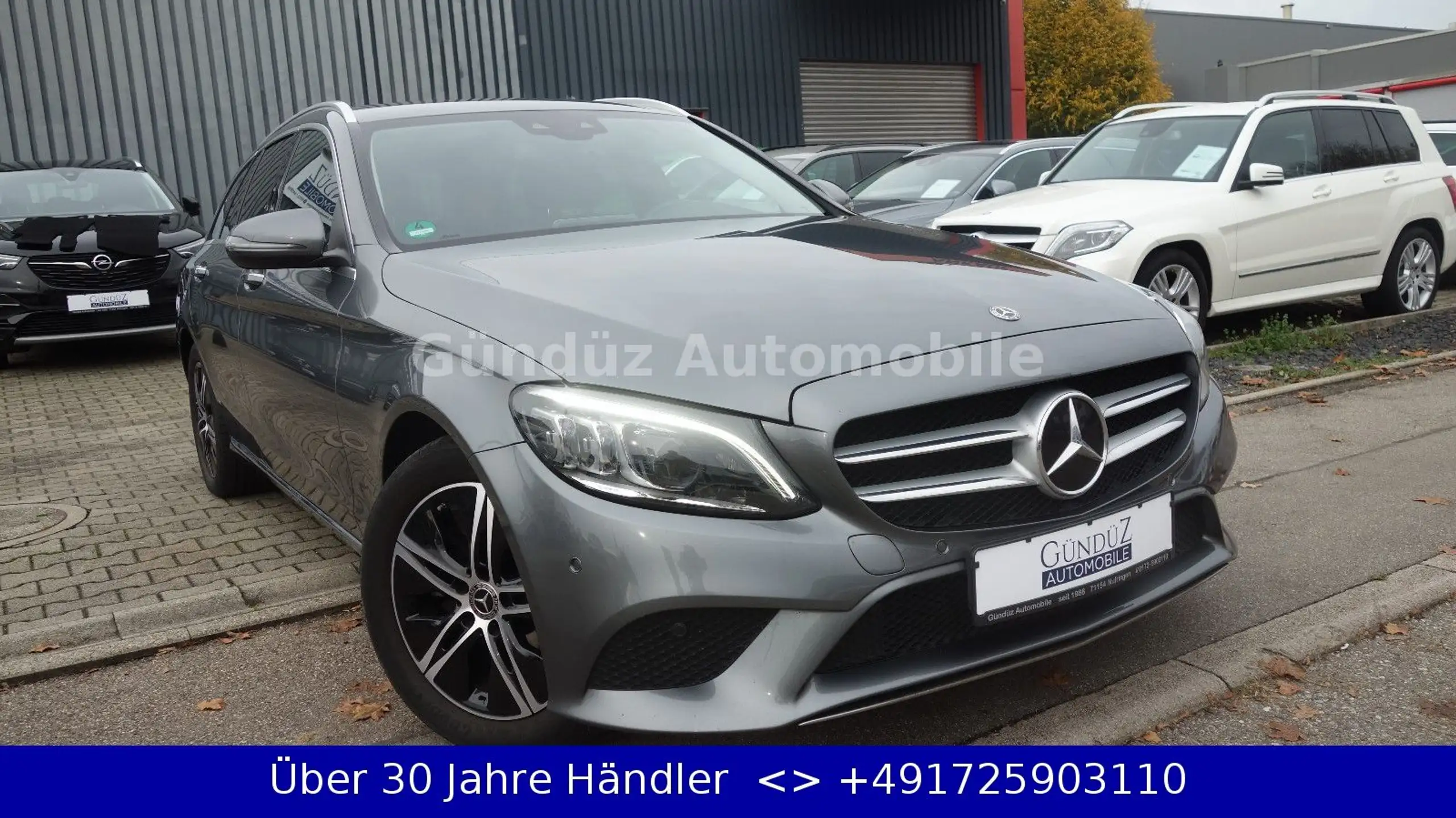 Mercedes-Benz - C 220