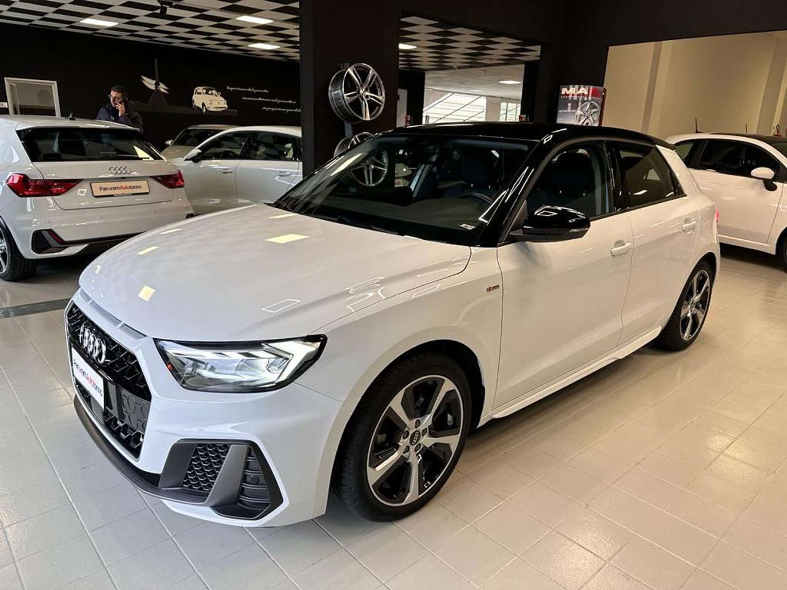 Audi - A1