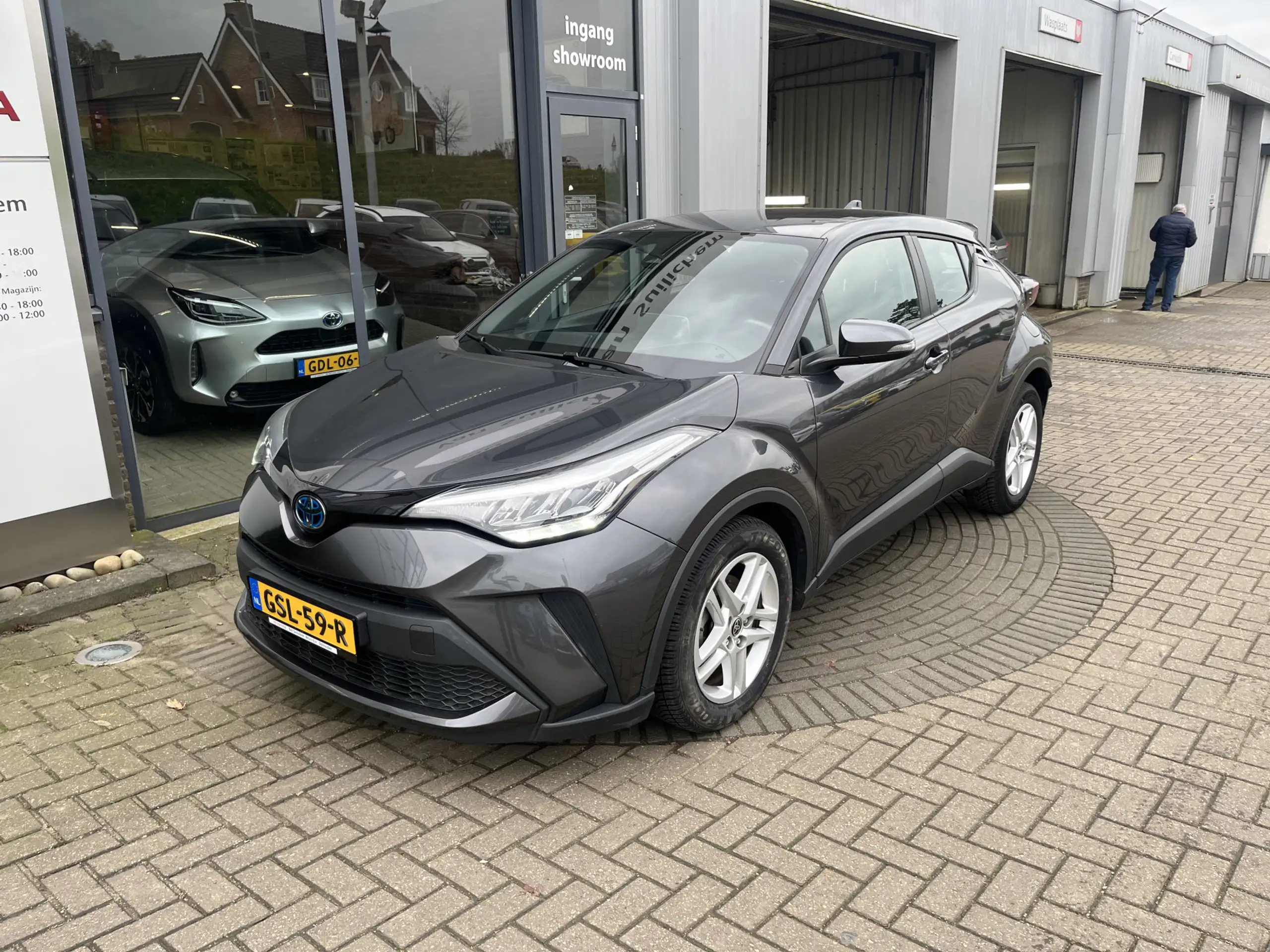 Toyota - C-HR