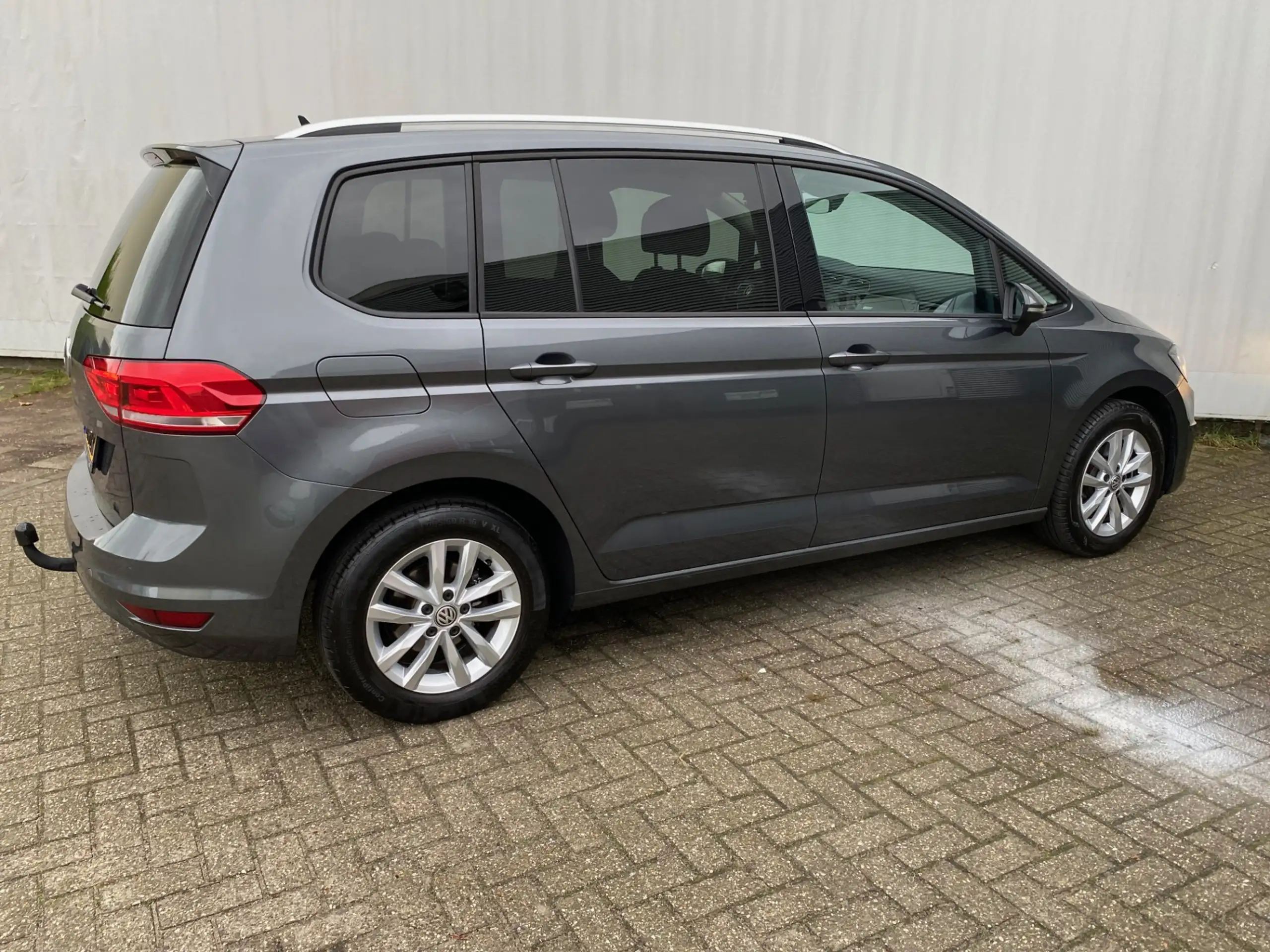 Volkswagen - Touran