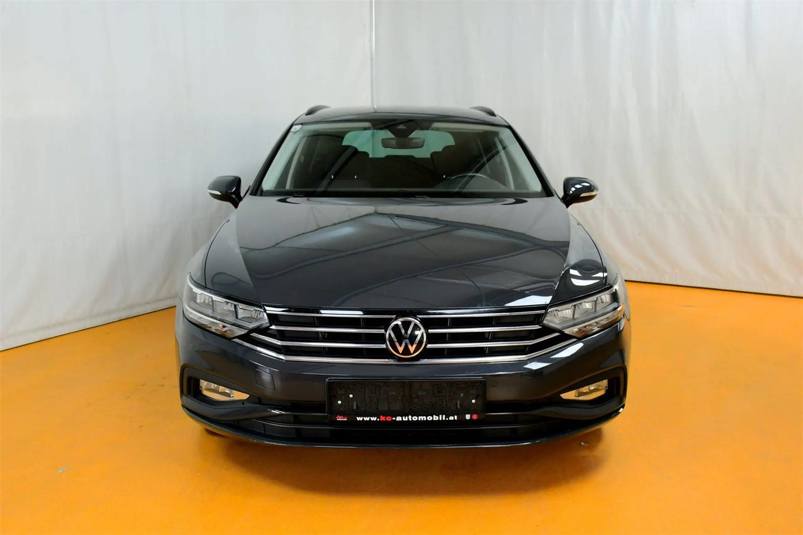 Volkswagen - Passat Variant