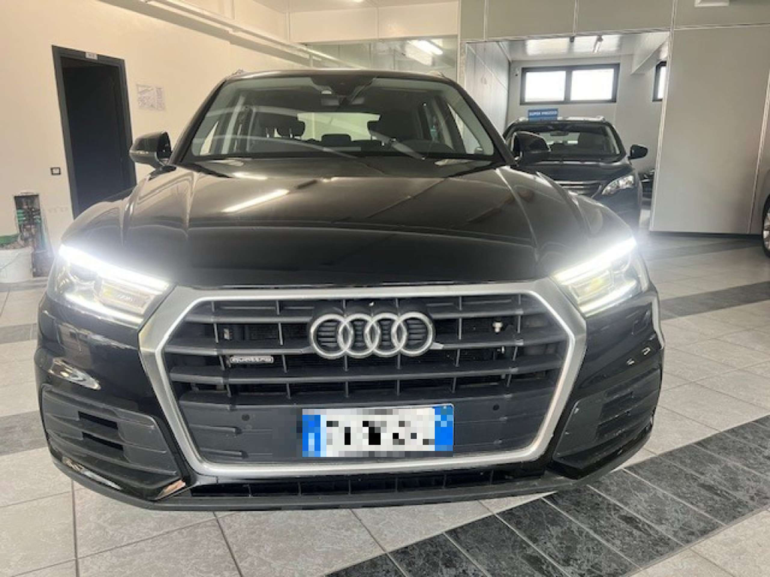 Audi - Q5