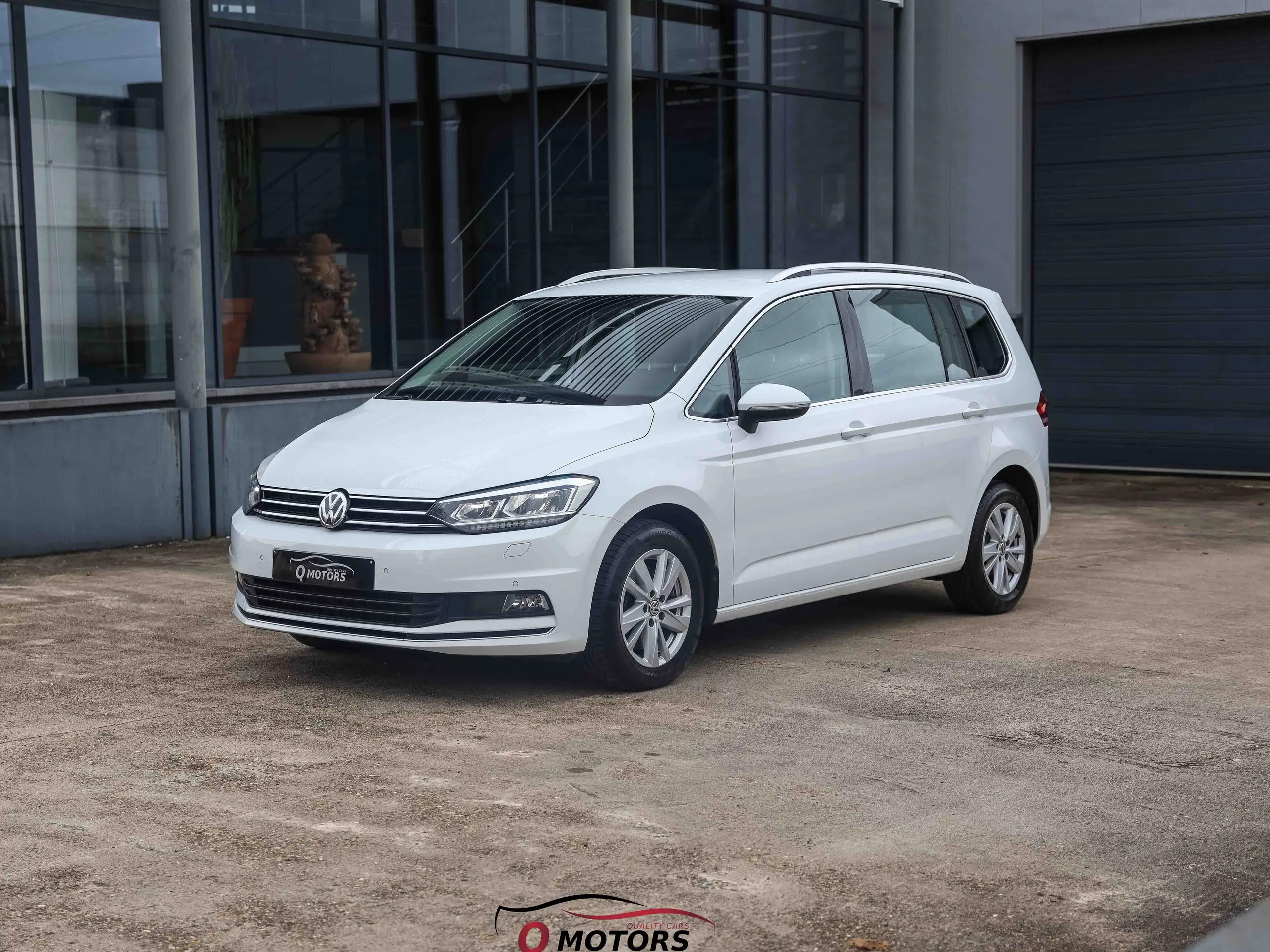 Volkswagen - Touran