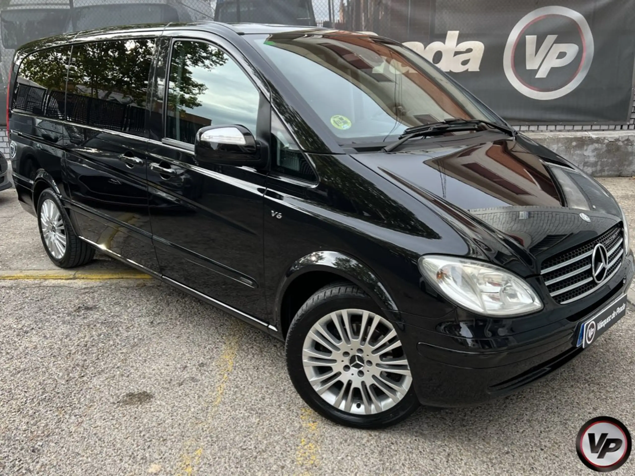 Mercedes-Benz - Viano