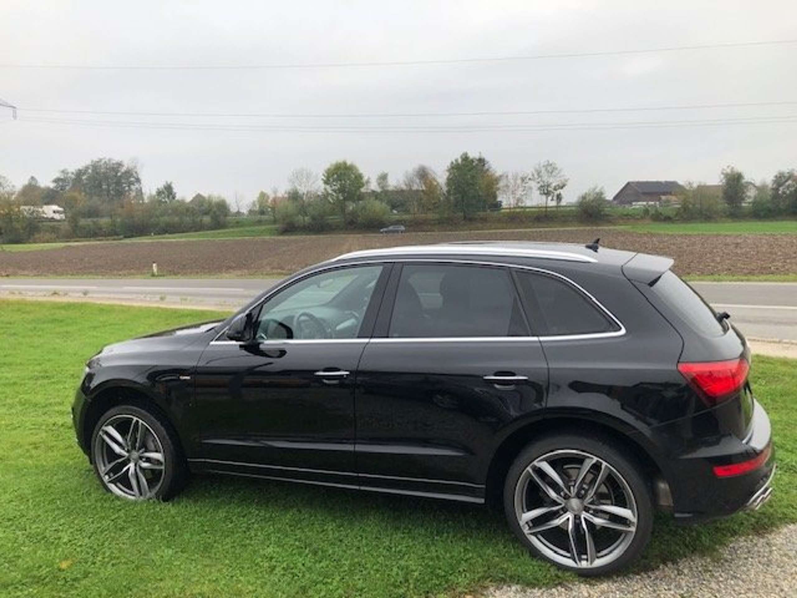 Audi - Q5