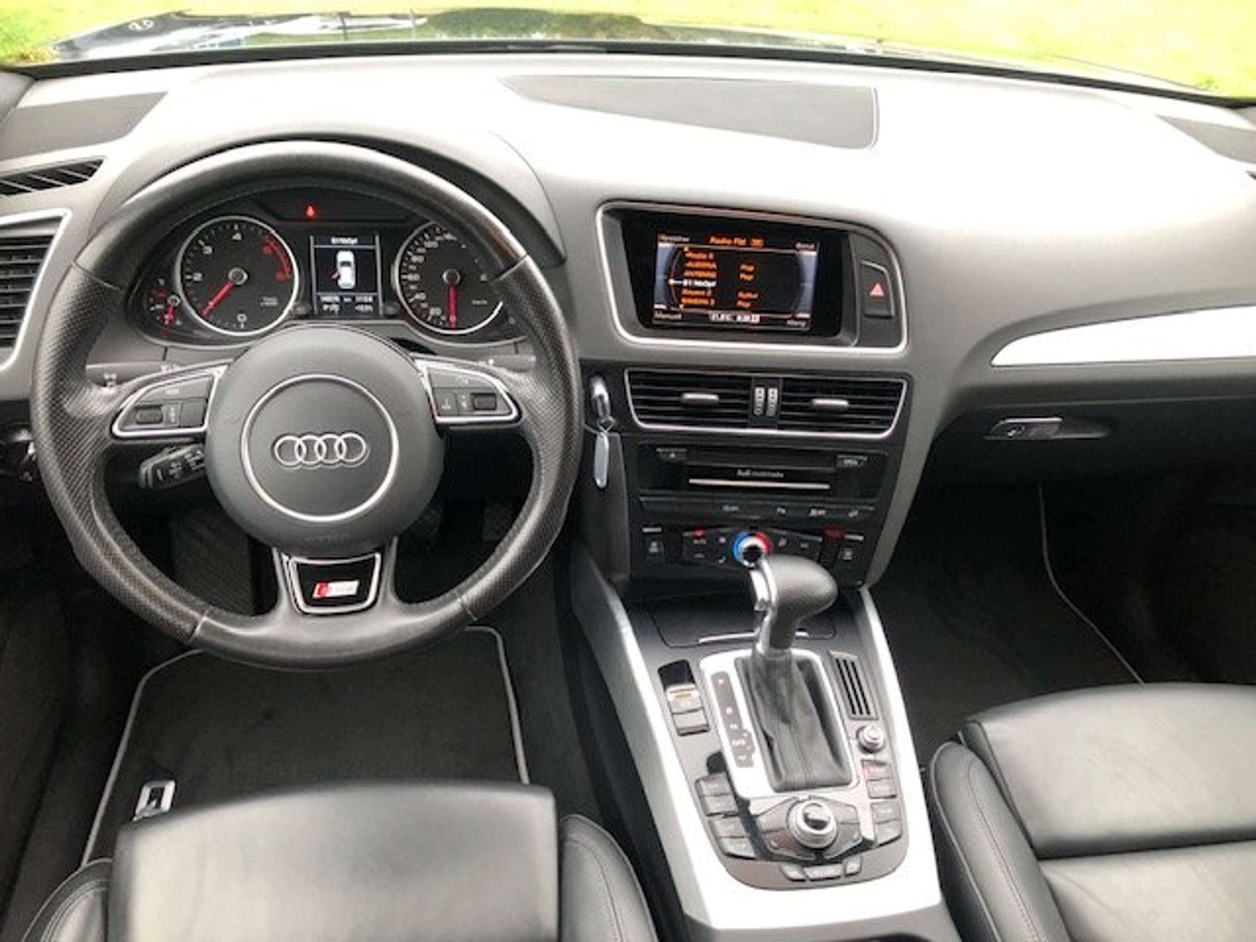 Audi - Q5