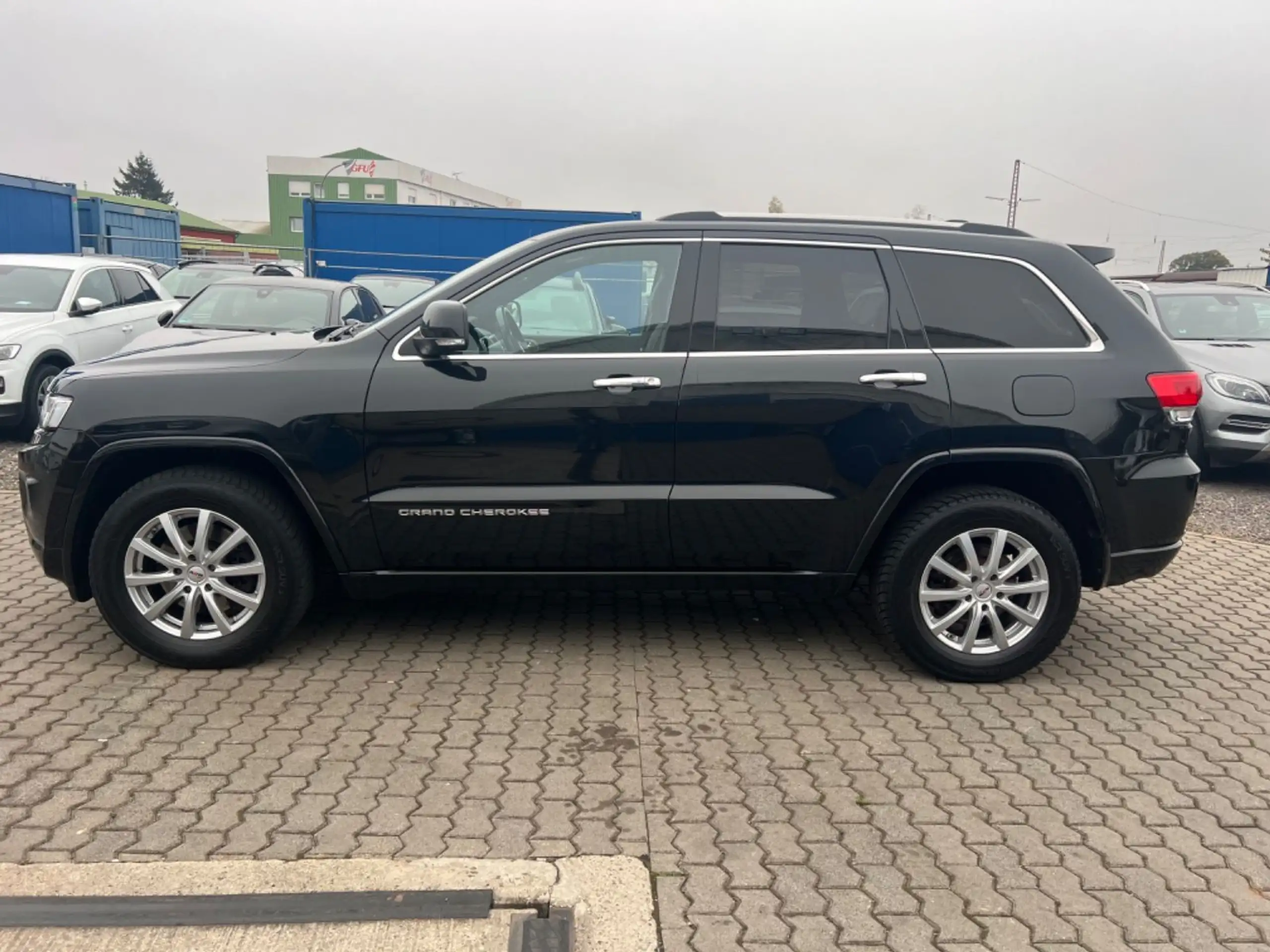 Jeep - Grand Cherokee