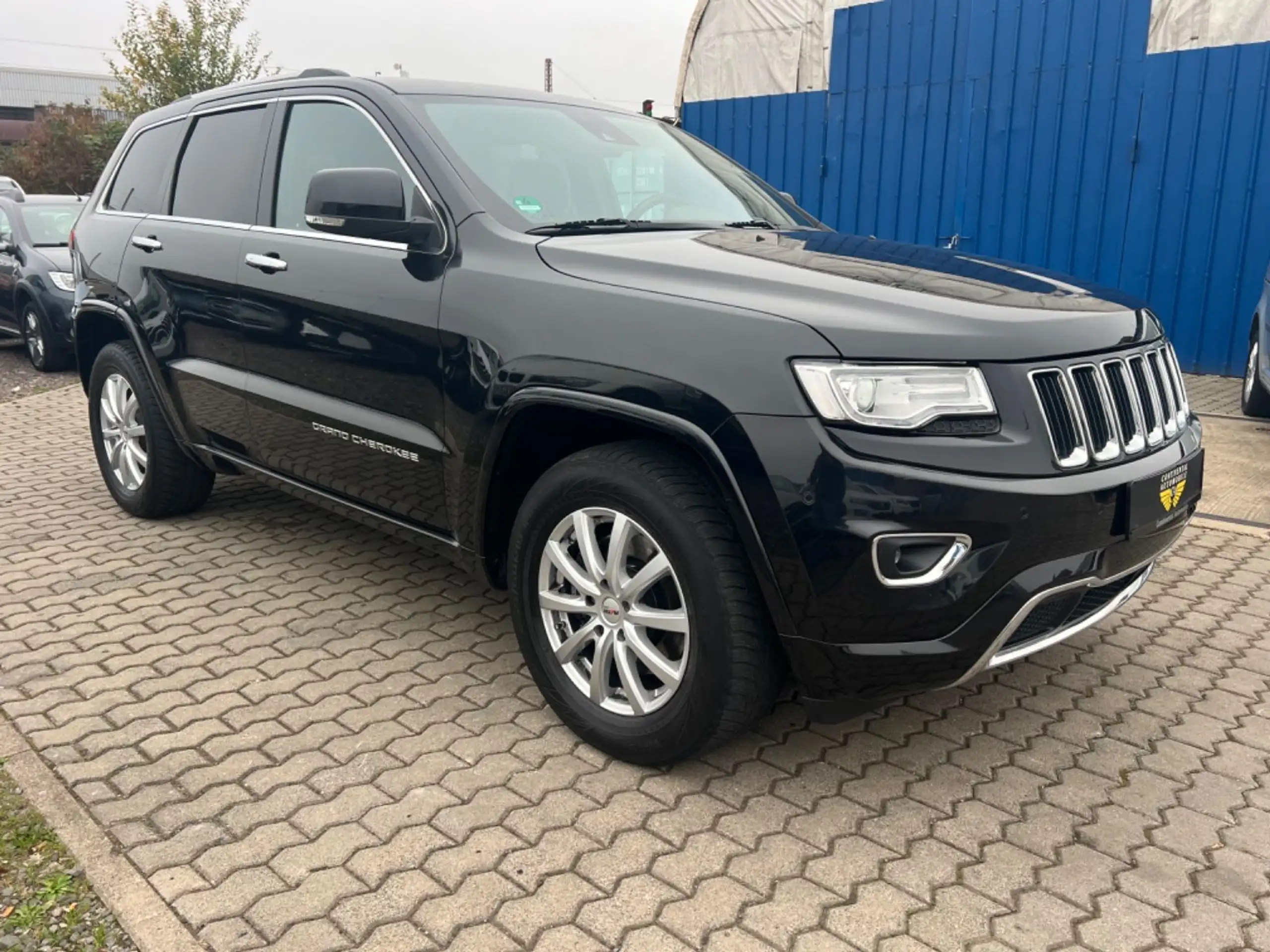 Jeep - Grand Cherokee