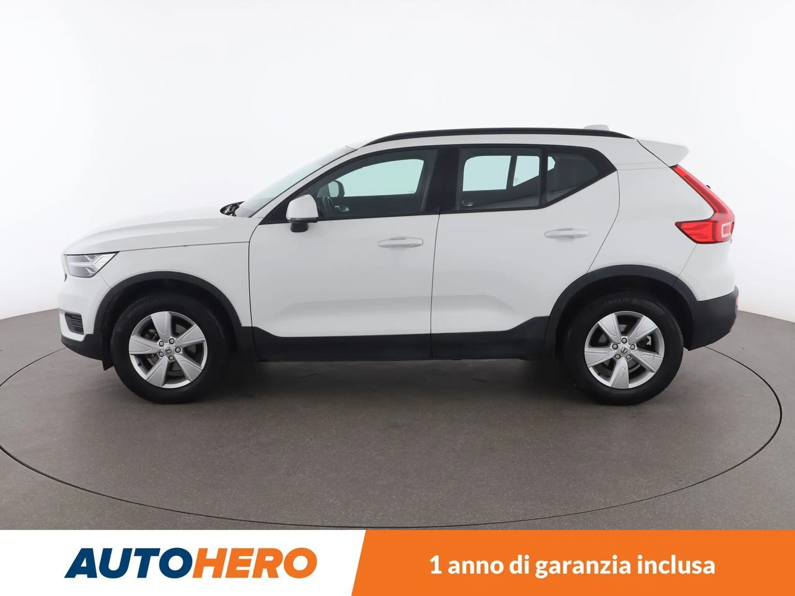 Volvo - XC40