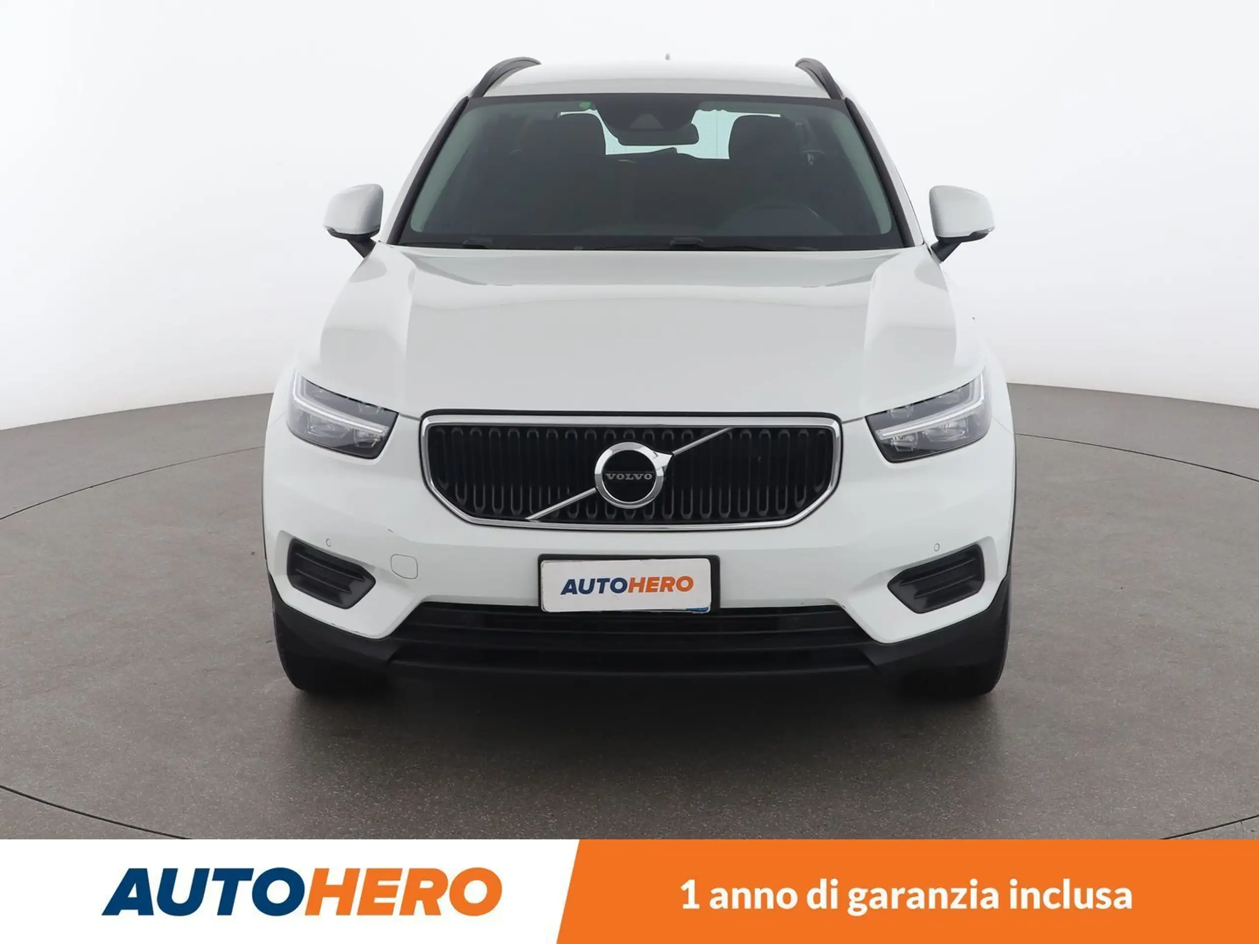 Volvo - XC40