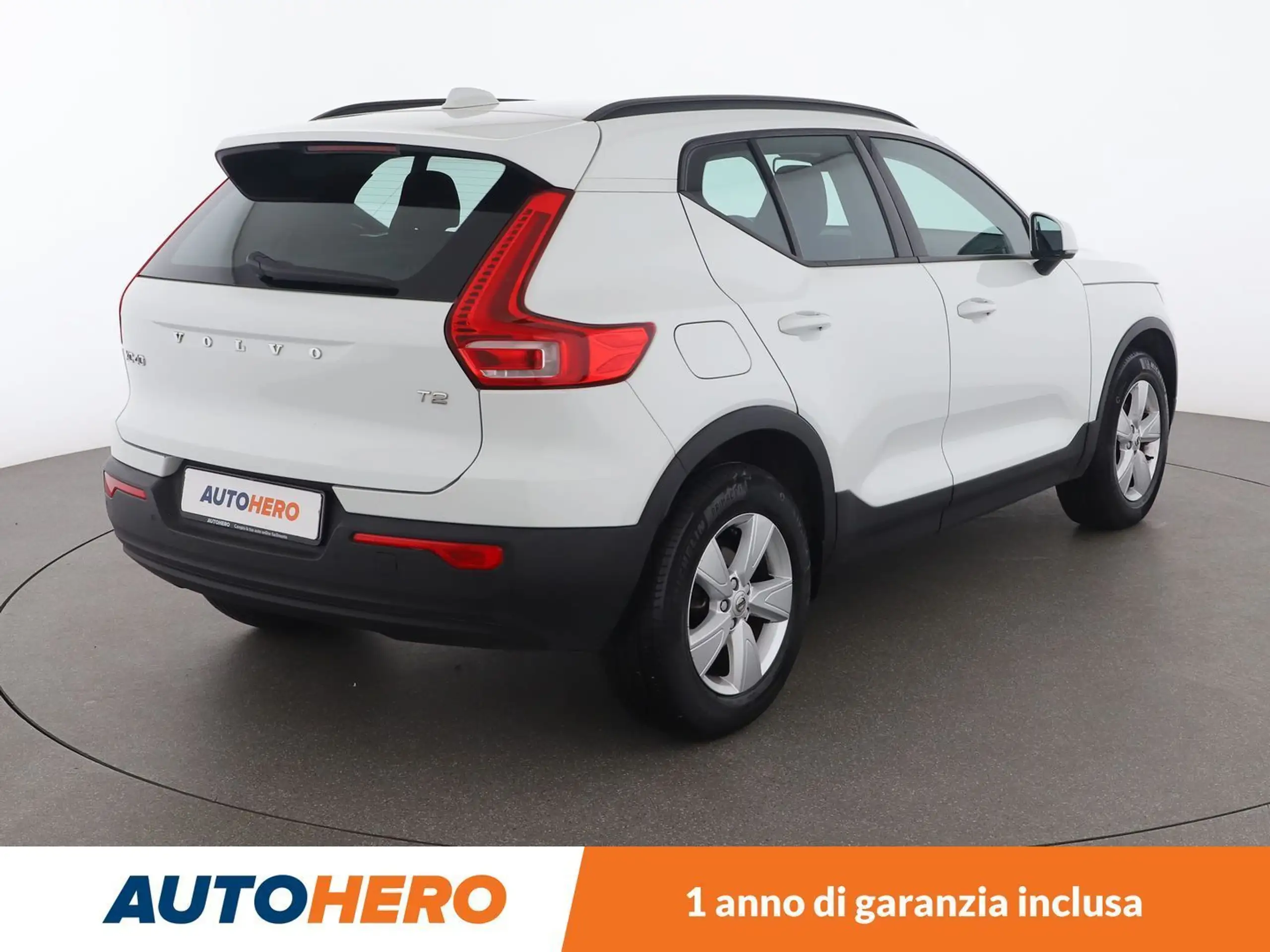 Volvo - XC40