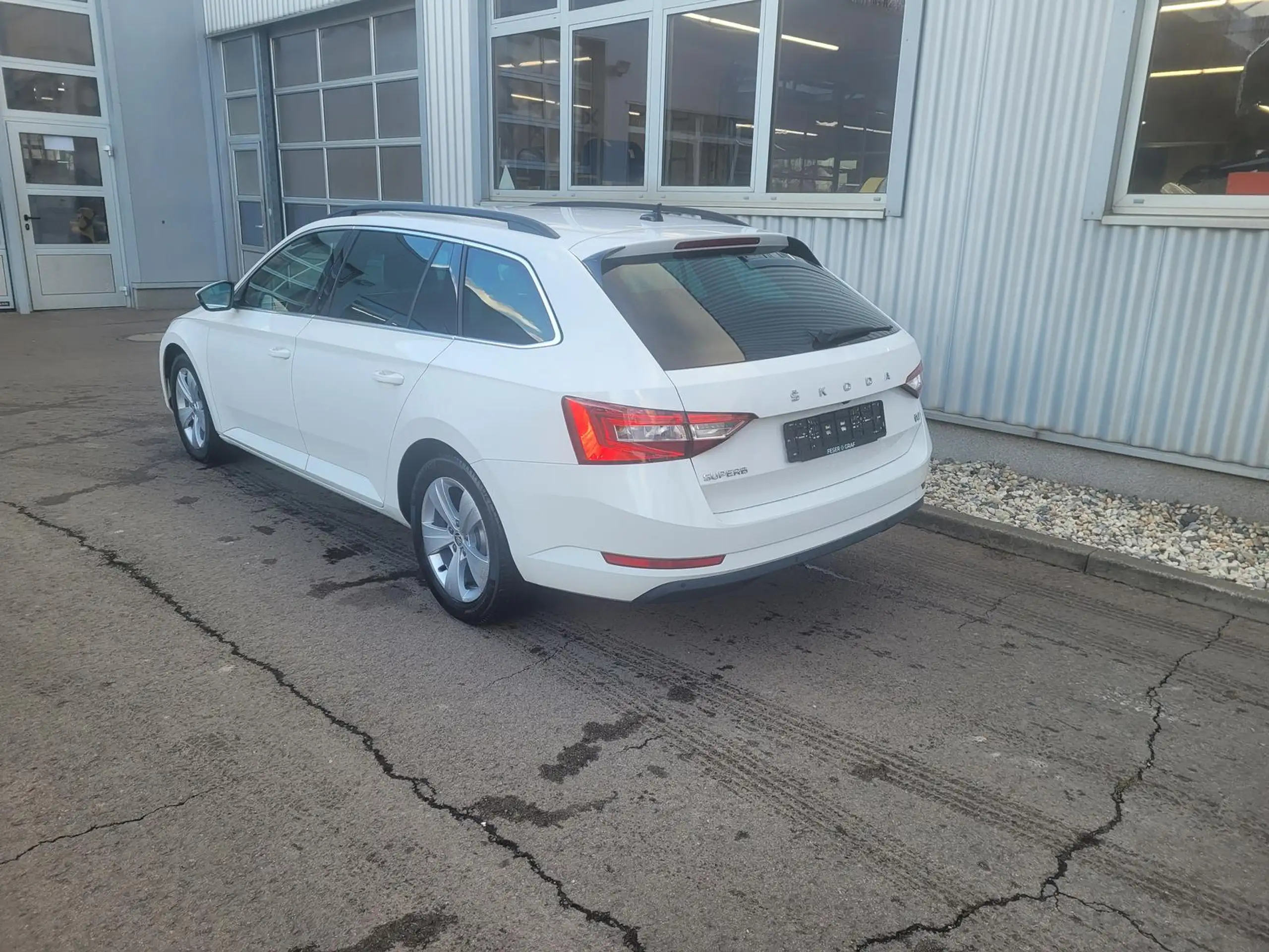 Skoda - Superb