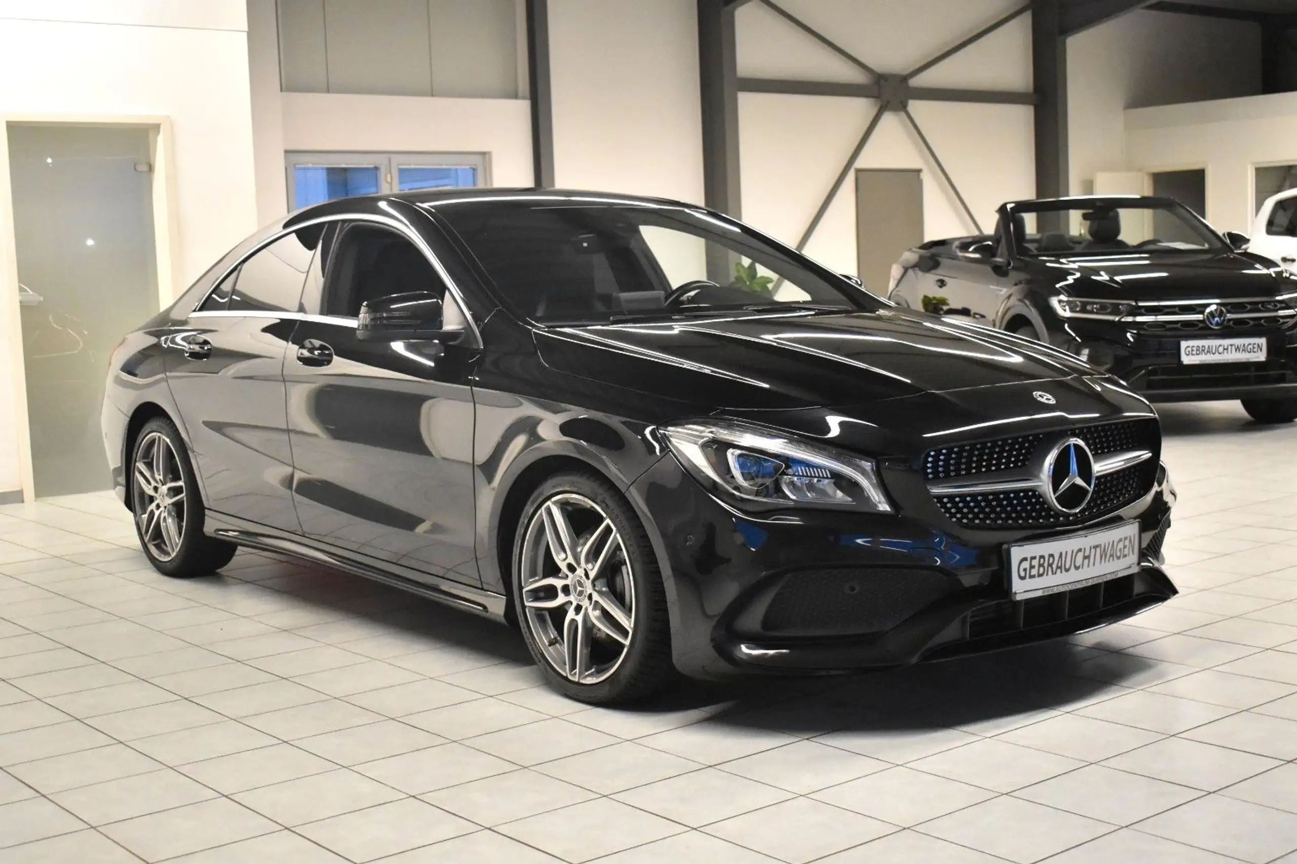 Mercedes-Benz - CLA 180