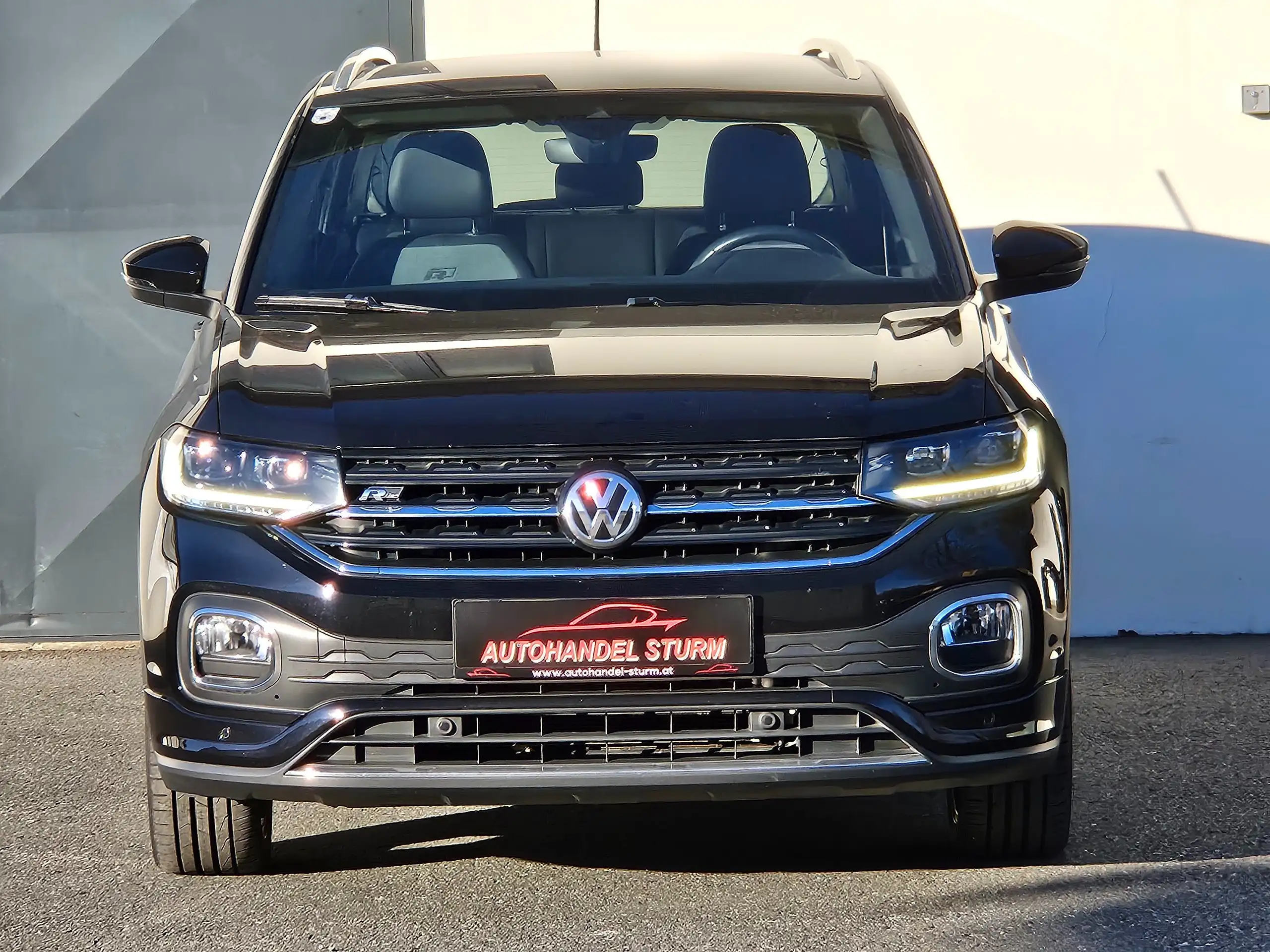 Volkswagen - T-Cross