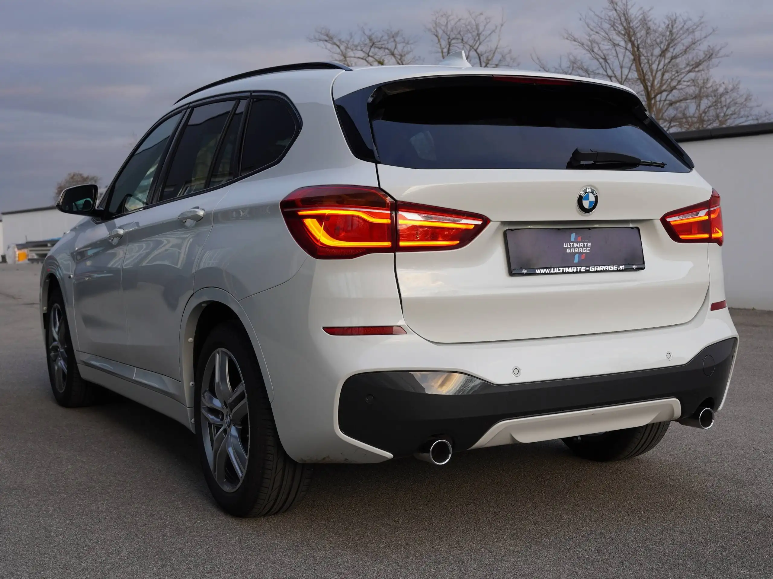 BMW - X1