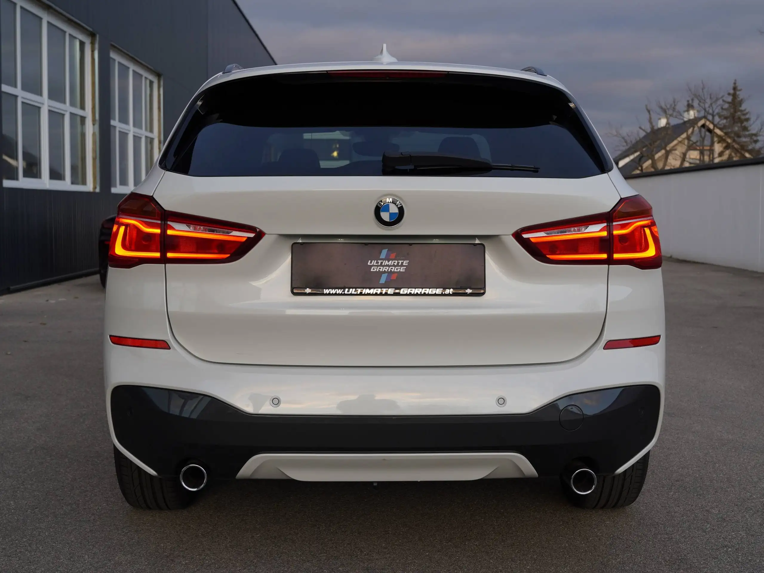 BMW - X1