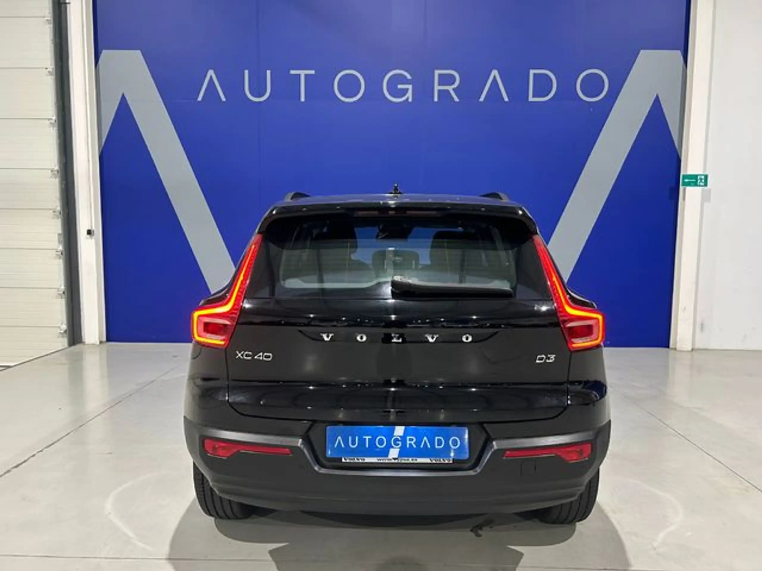 Volvo - XC40