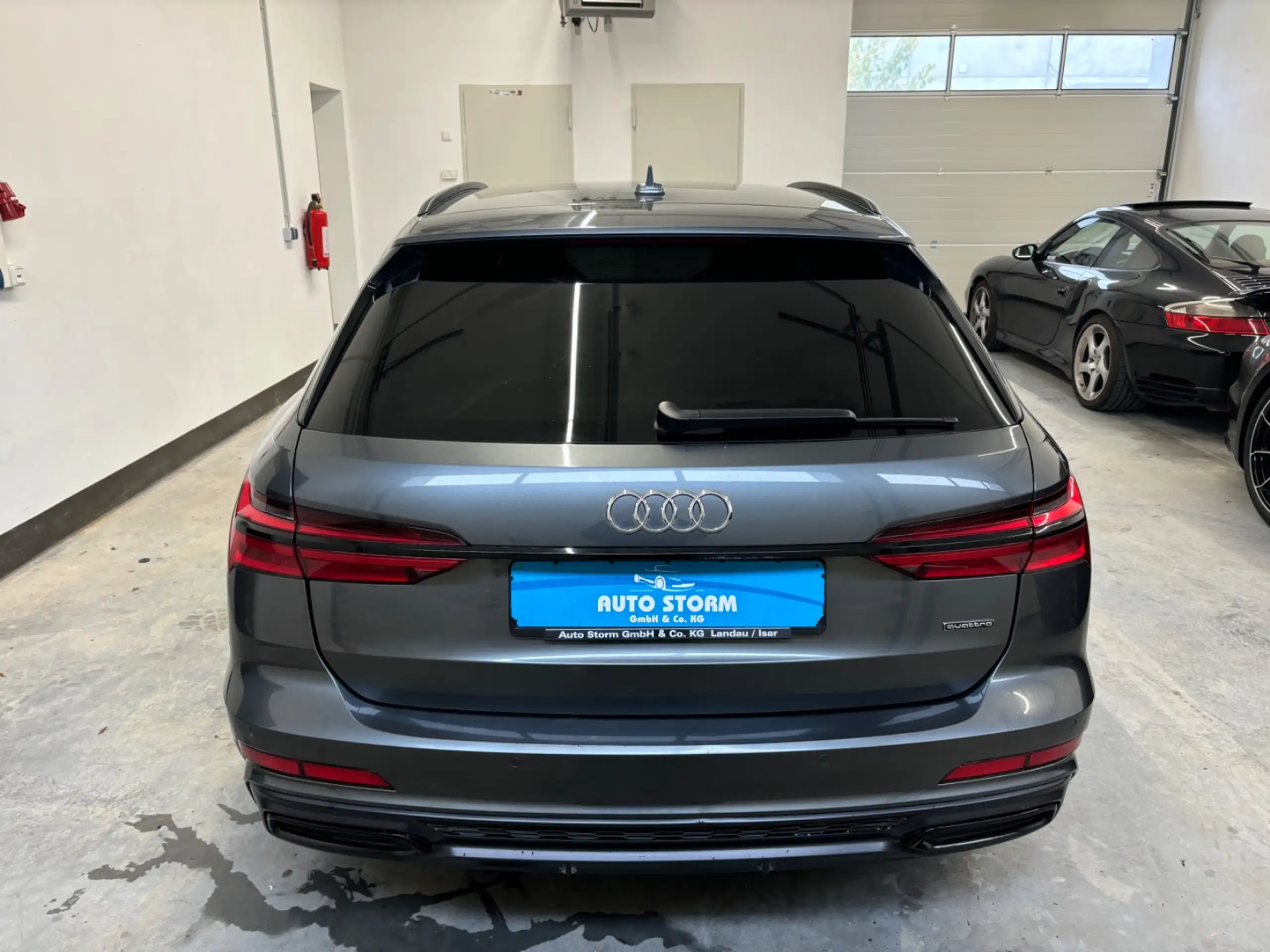 Audi - A6