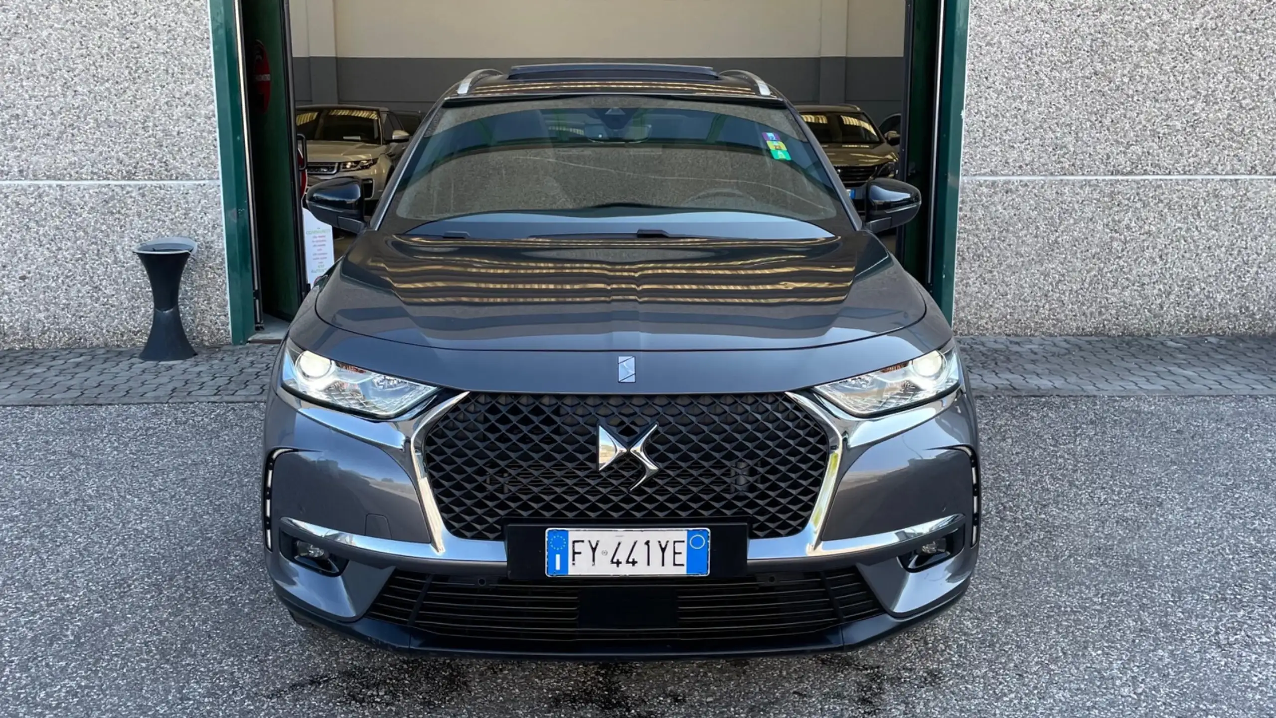 DS Automobiles - DS 7 Crossback