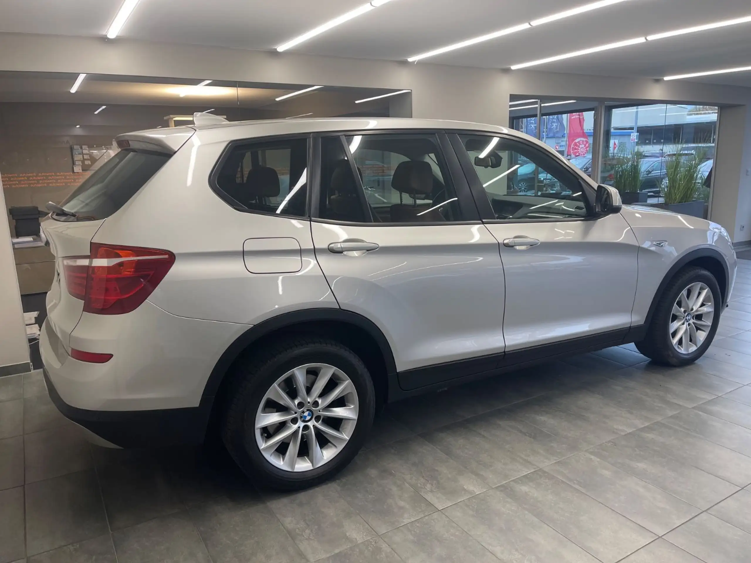 BMW - X3