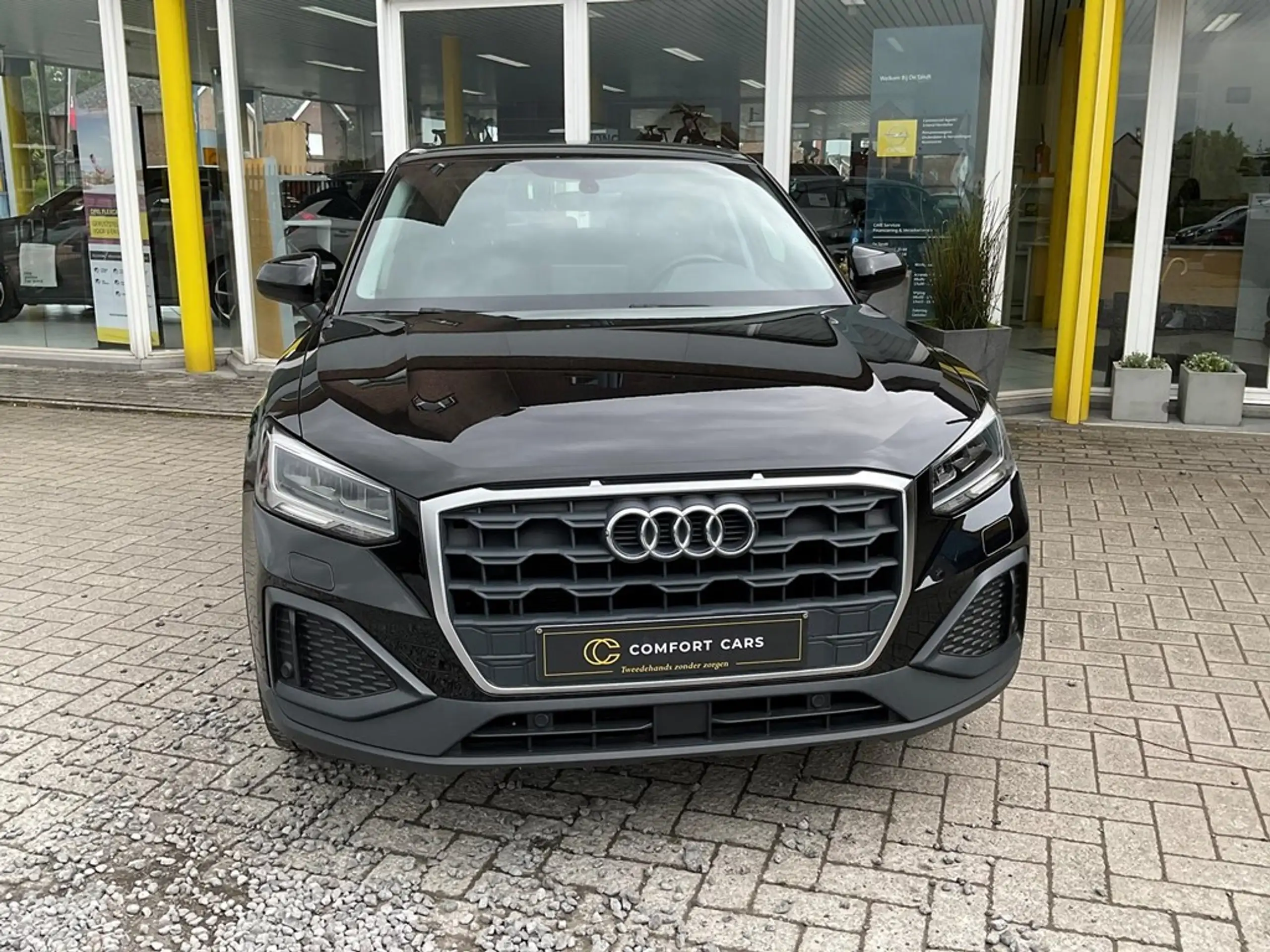 Audi - Q2