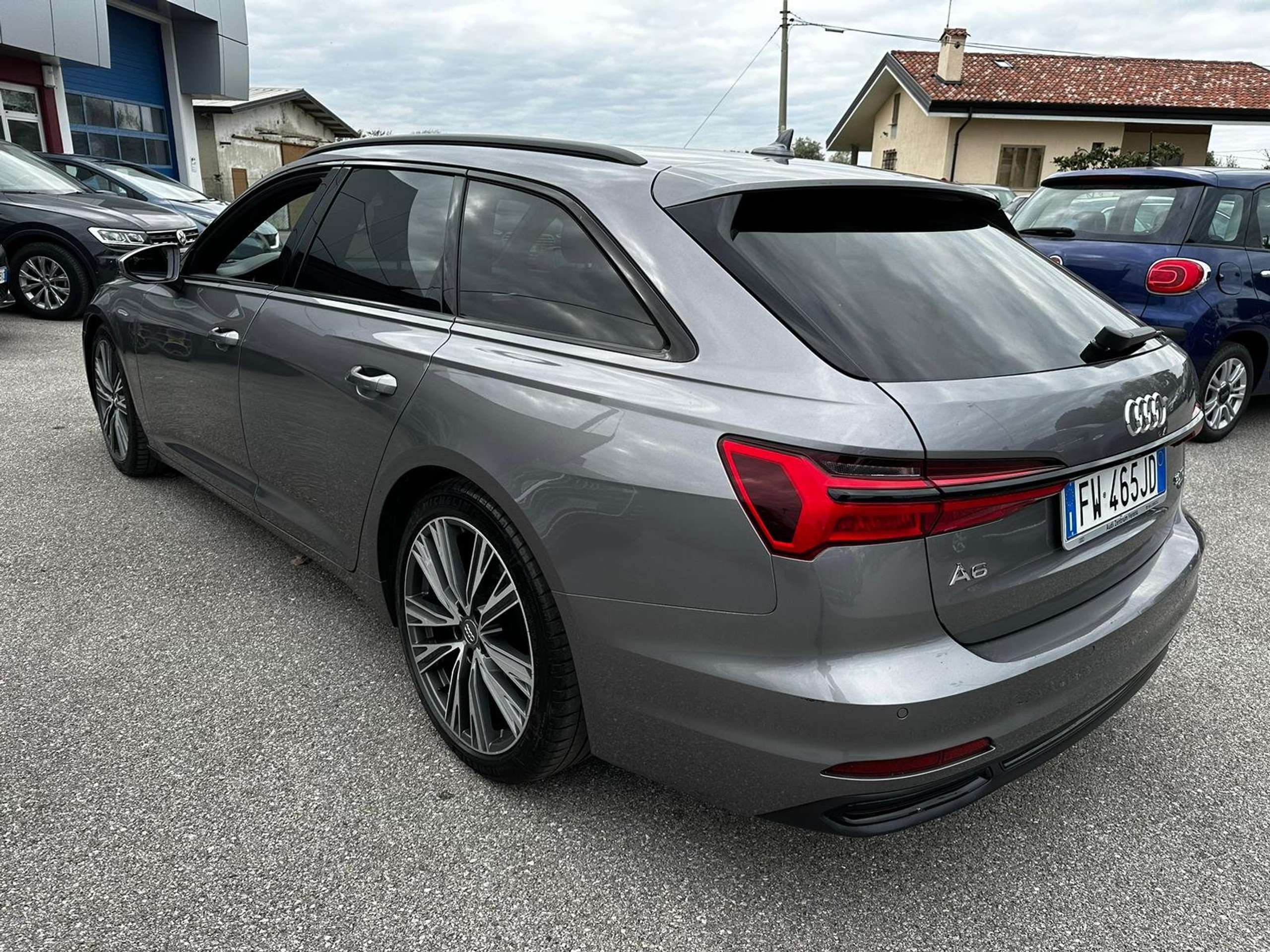 Audi - A6