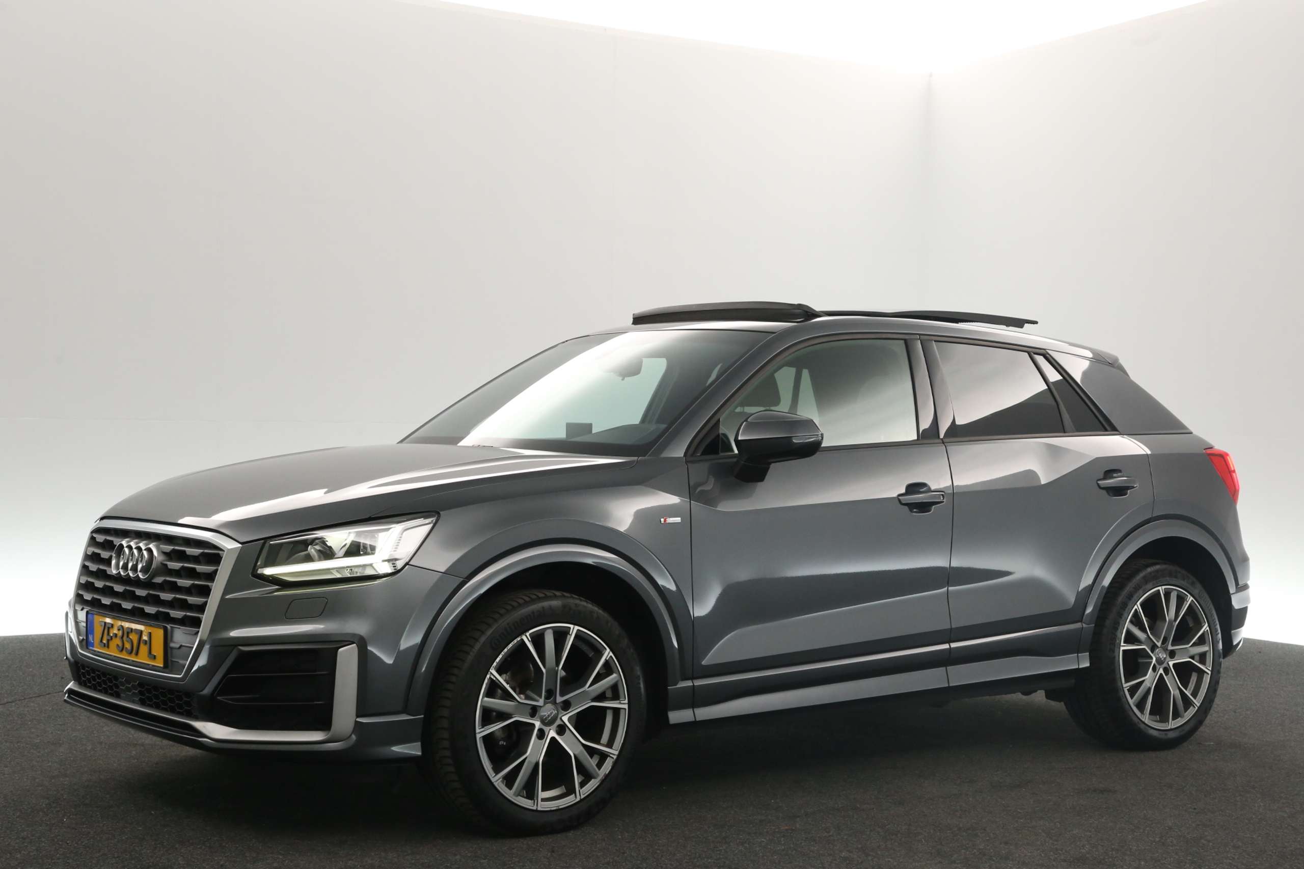 Audi - Q2