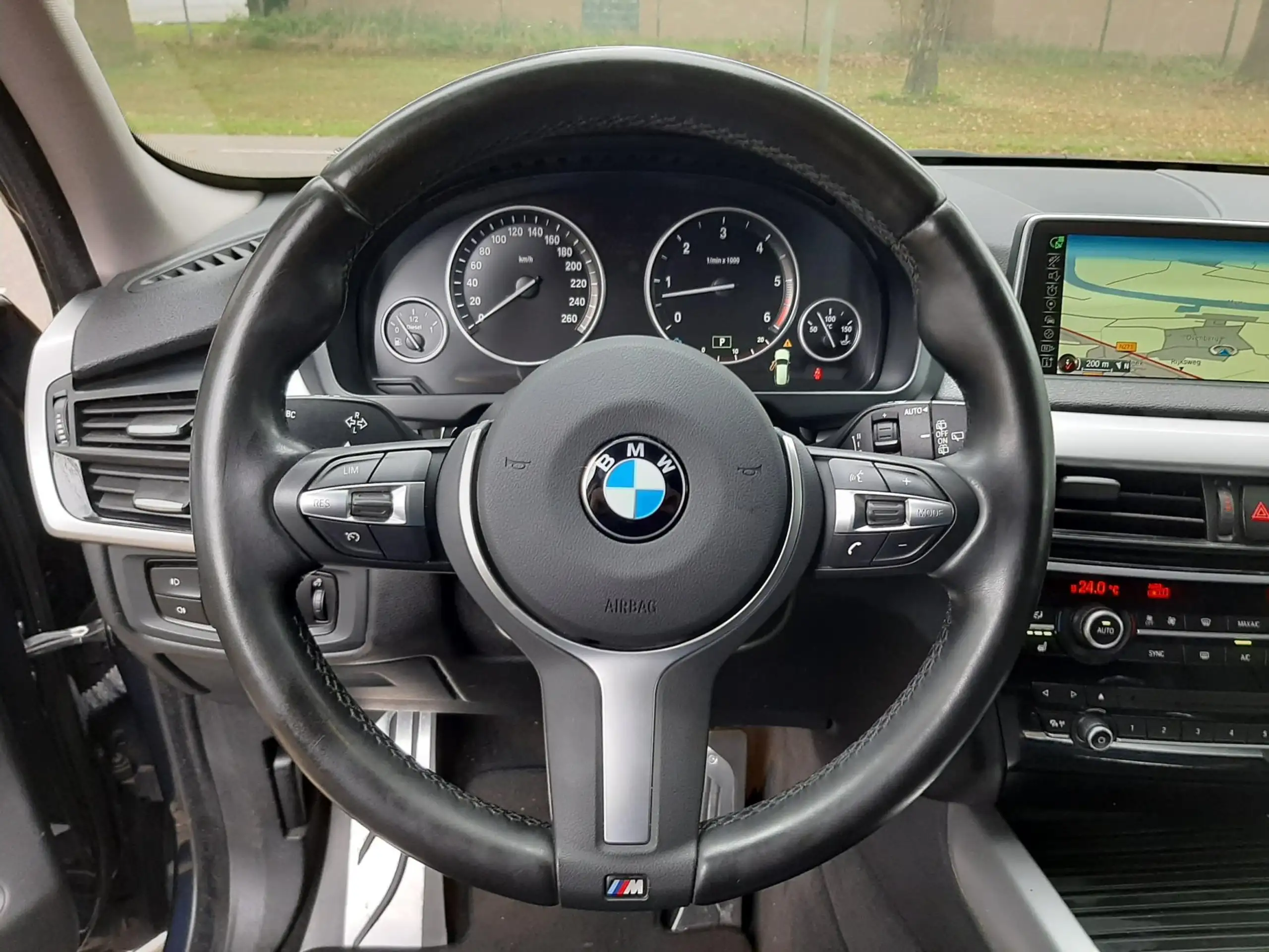 BMW - X5