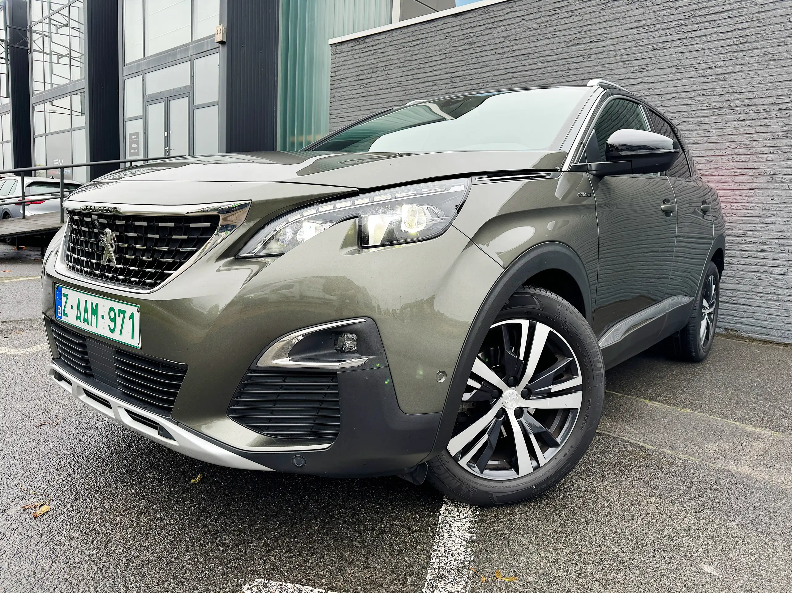 Peugeot - 3008