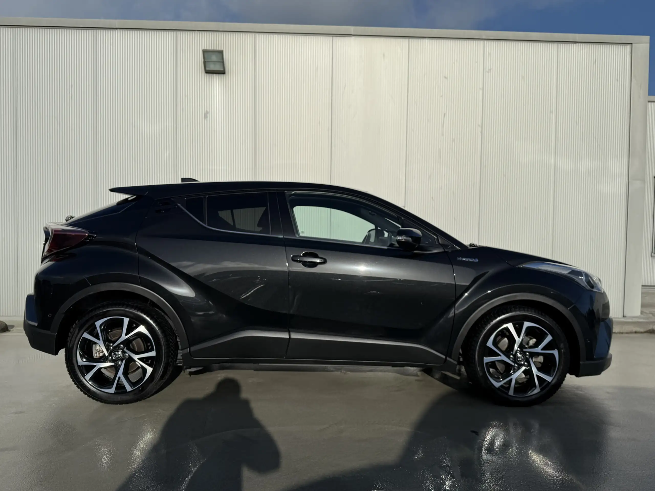 Toyota - C-HR