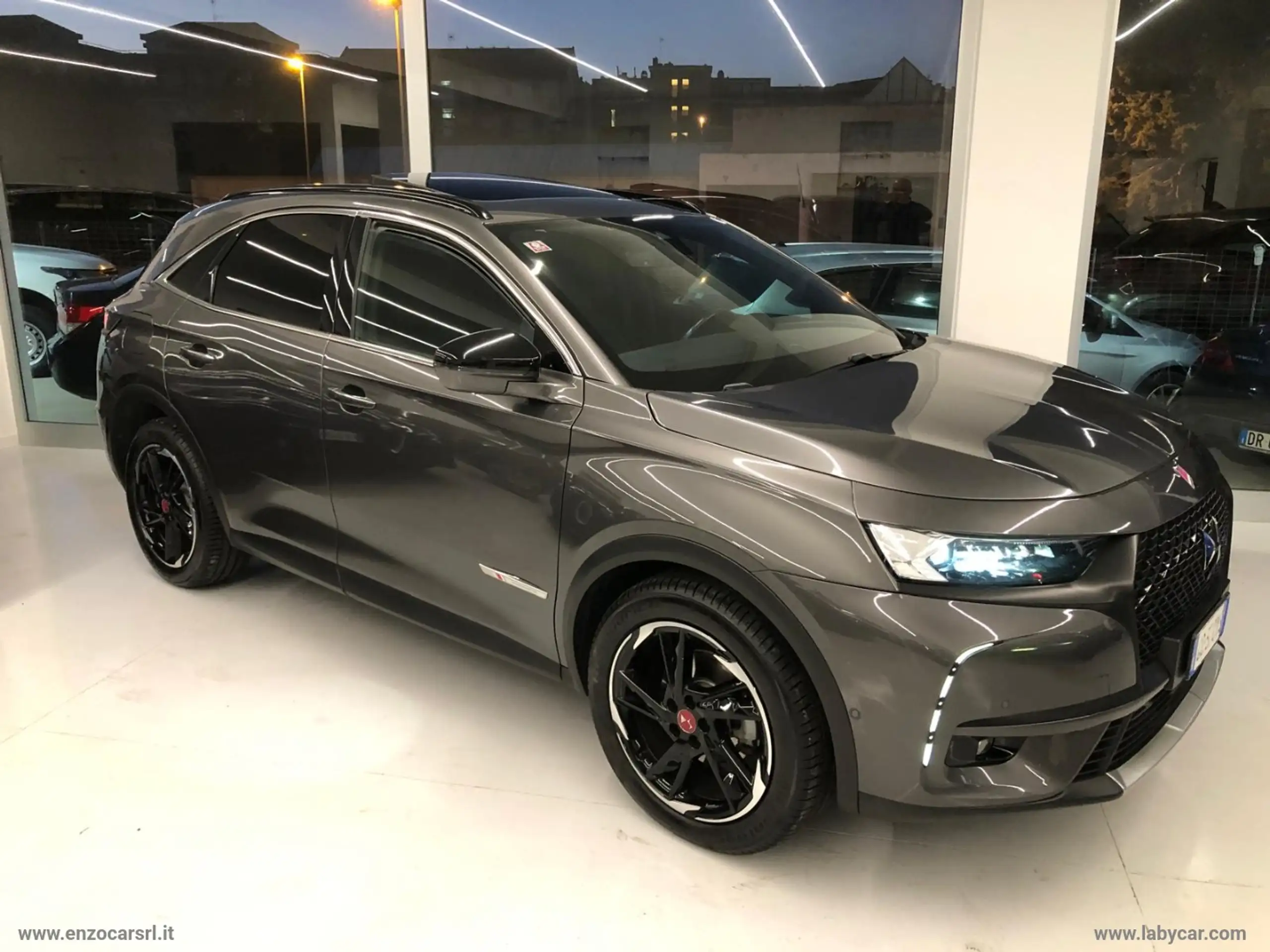 DS Automobiles - DS 7 Crossback