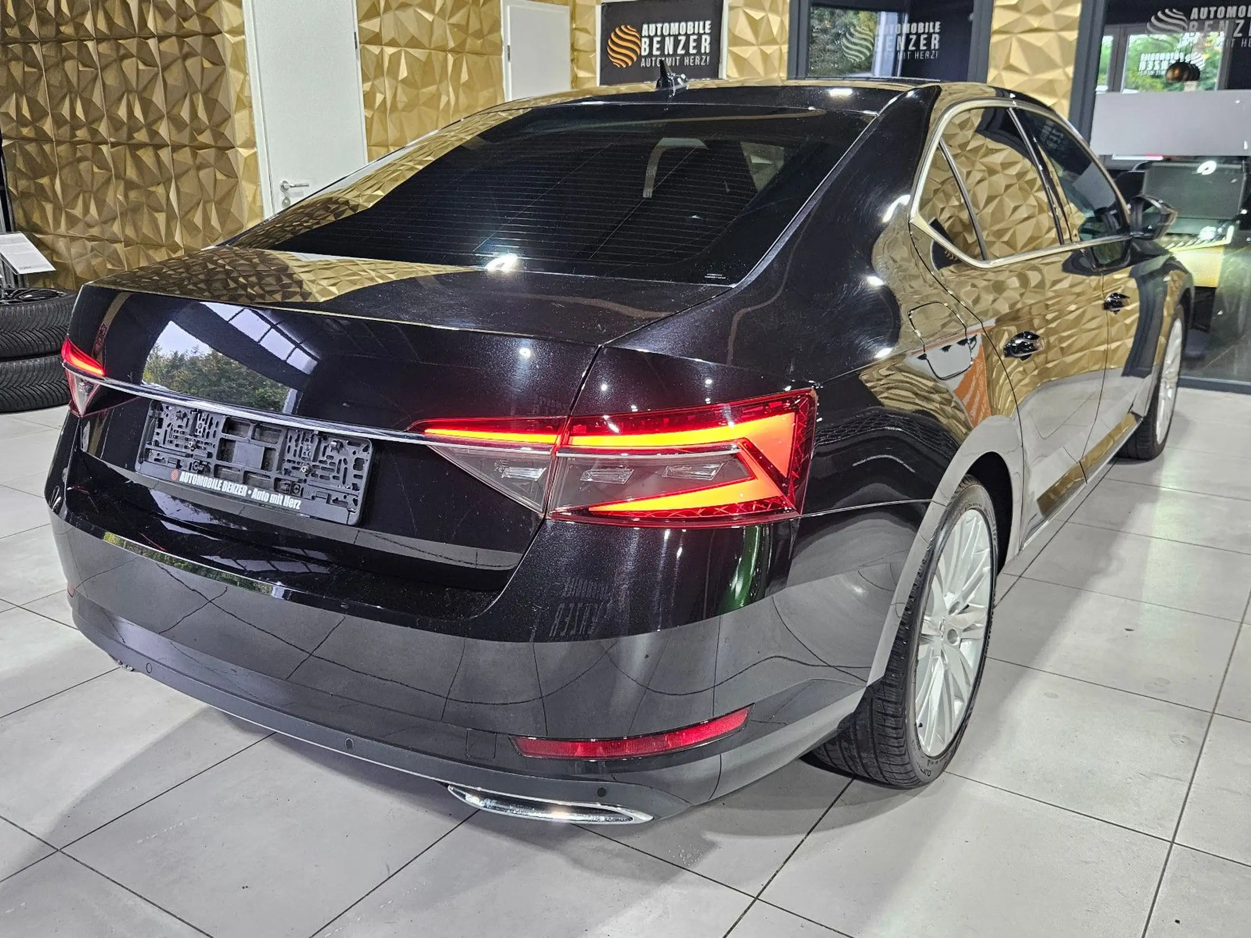 Skoda - Superb