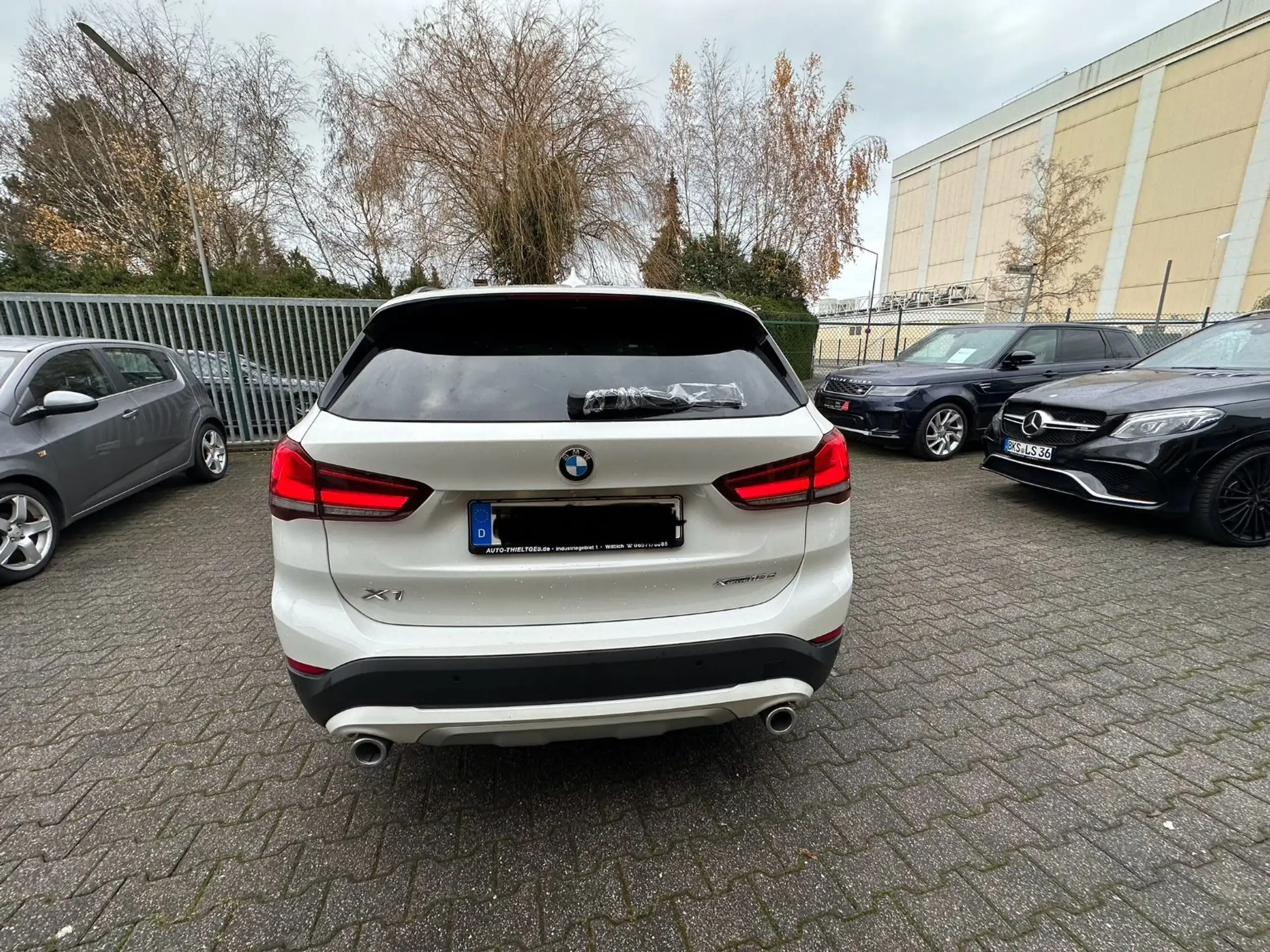 BMW - X1