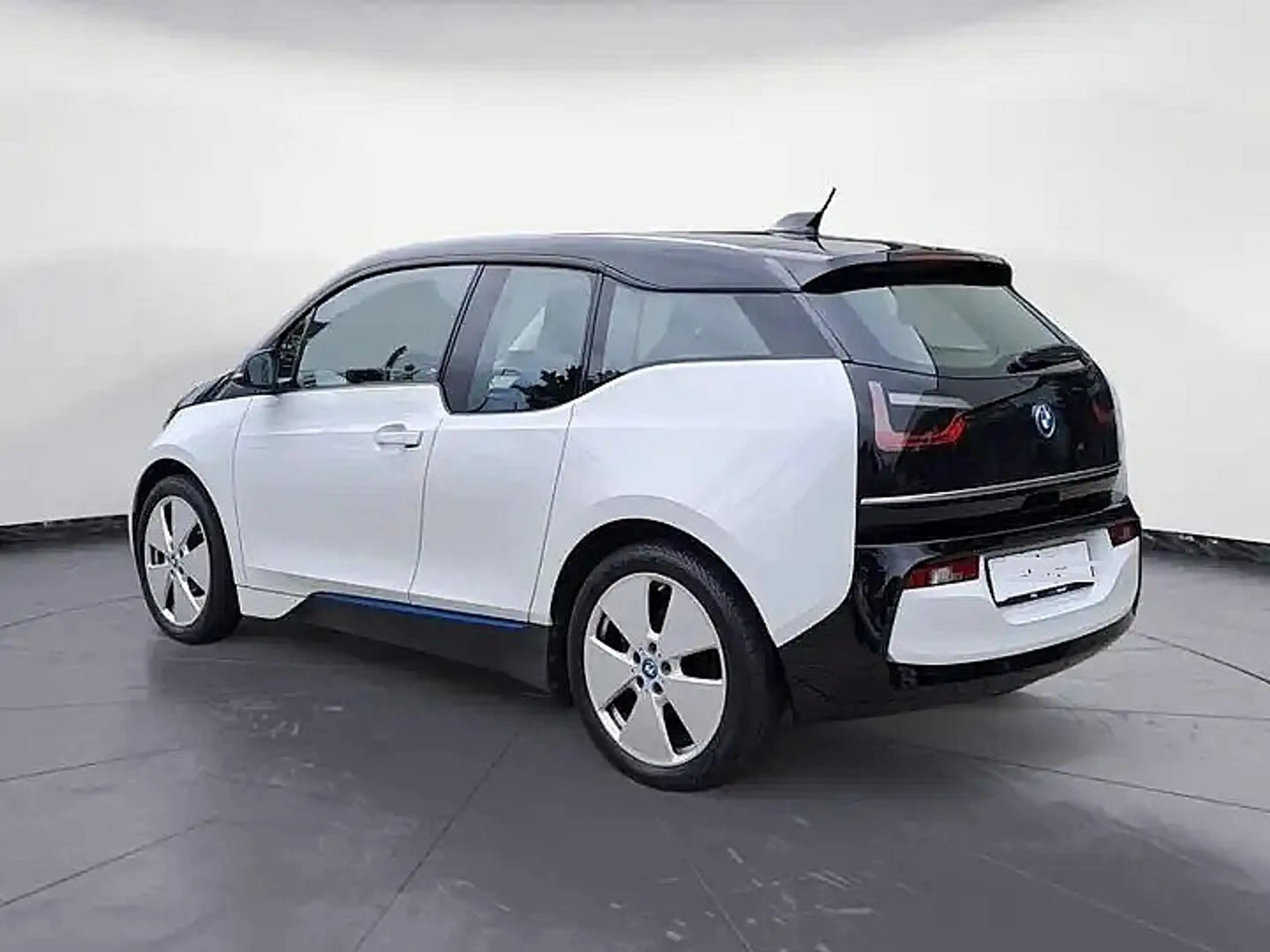 BMW - i3