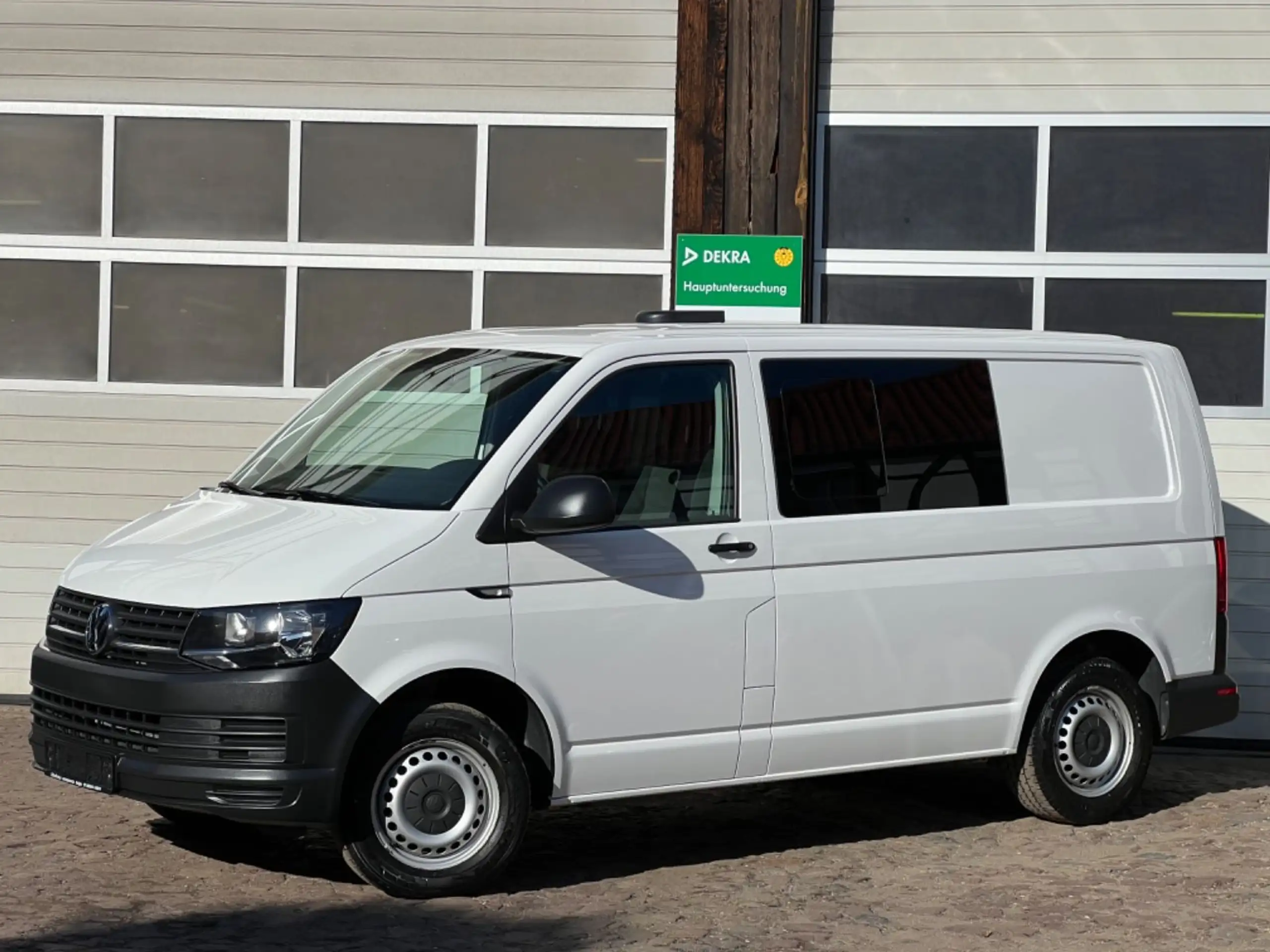 Volkswagen - T6 Transporter