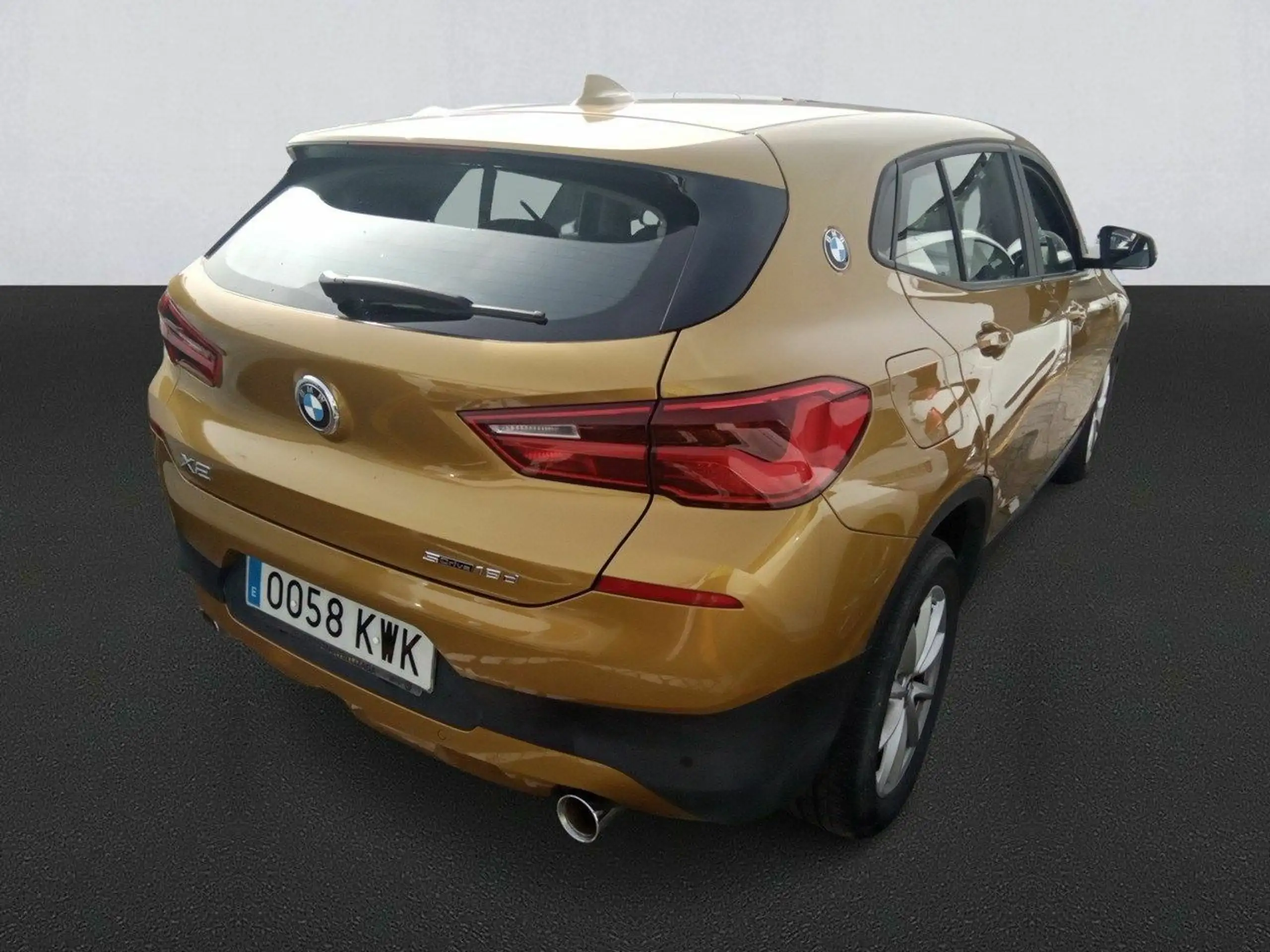 BMW - X2