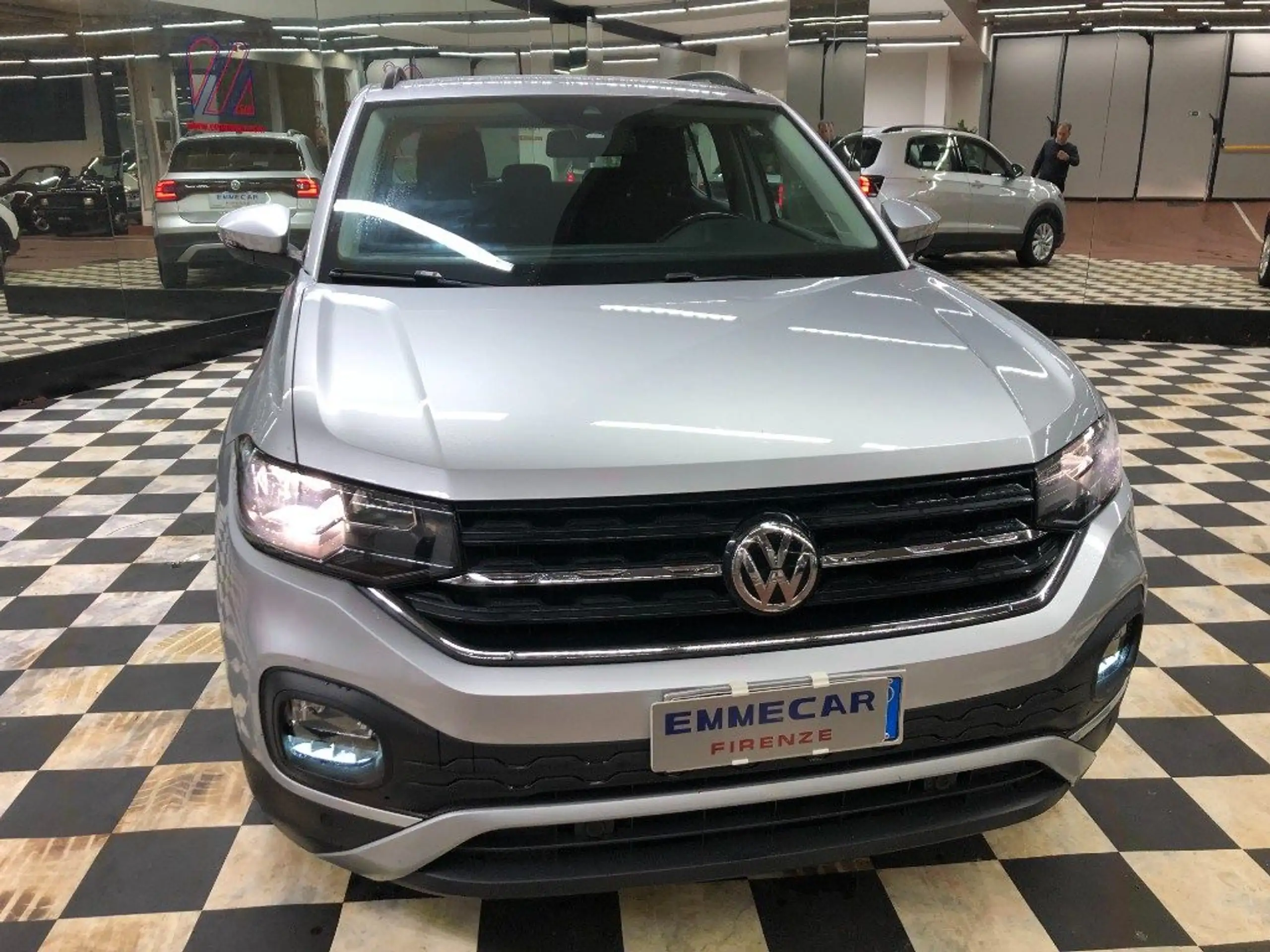 Volkswagen - T-Cross