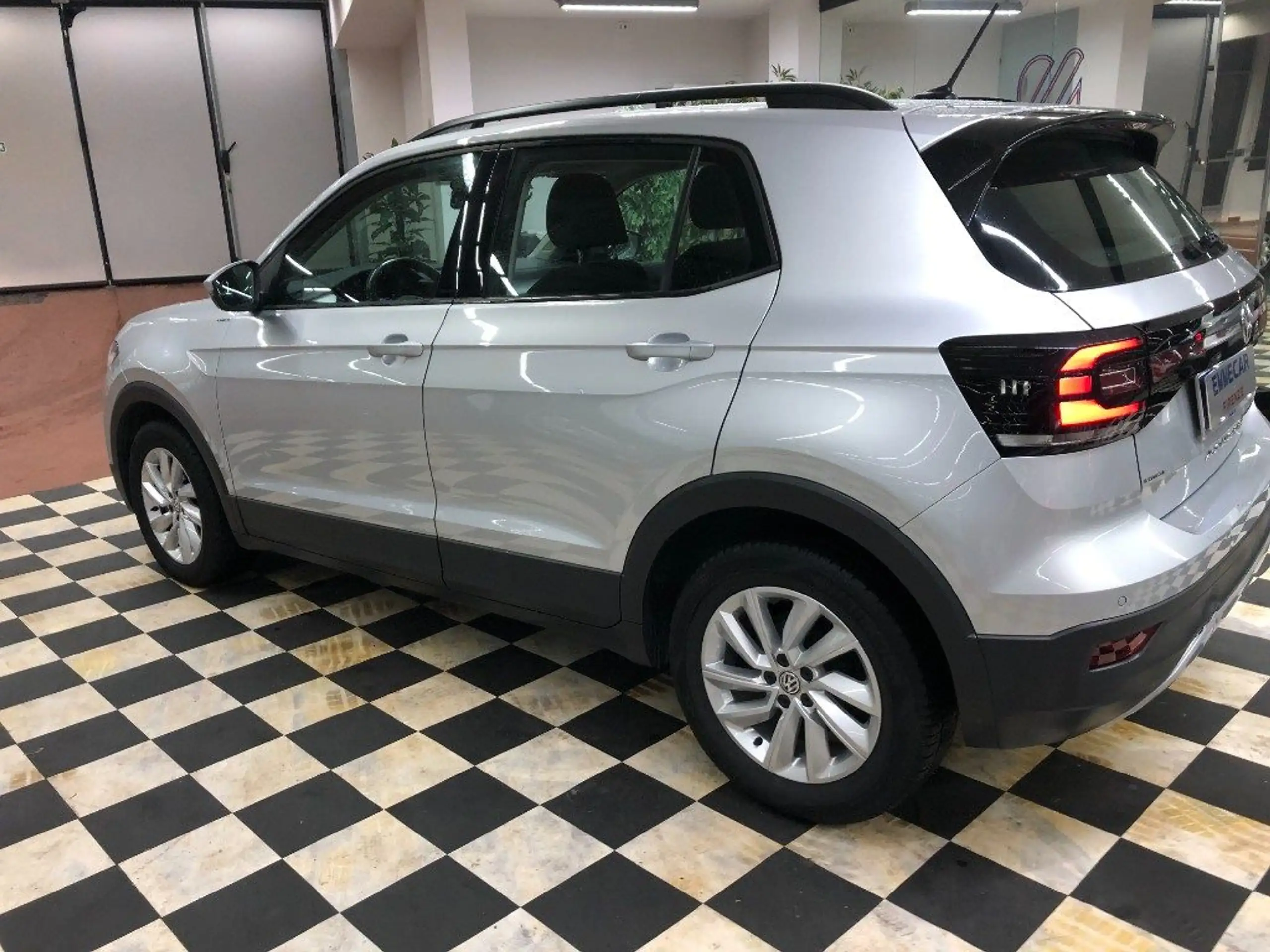 Volkswagen - T-Cross